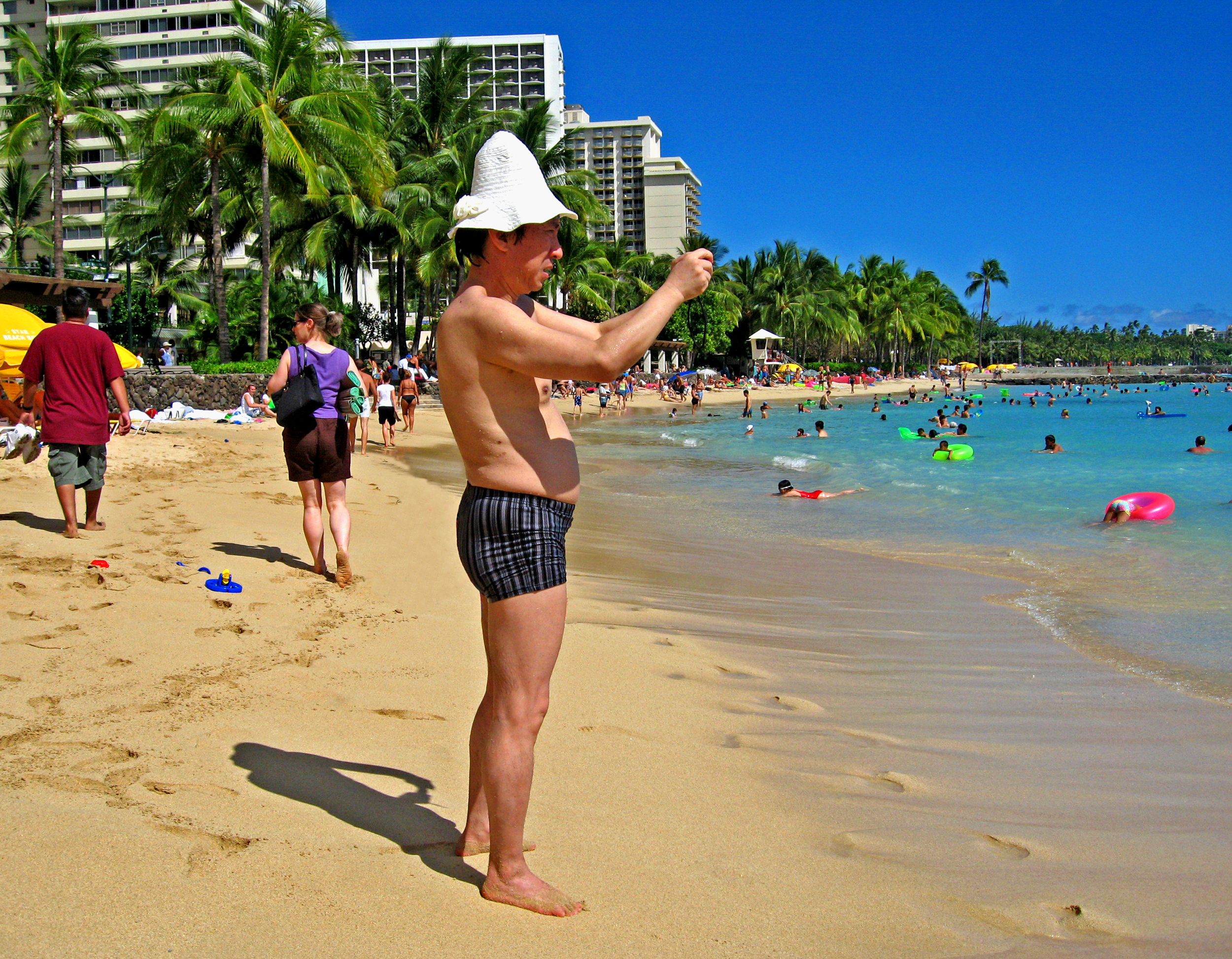 05 HNL hat dude IMG_3669.jpg