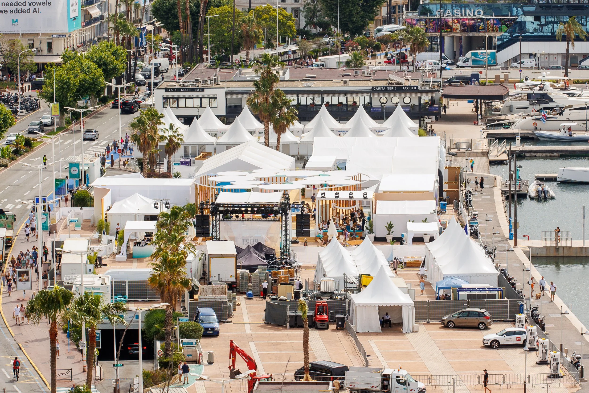 Thursday Christian-36.jpg