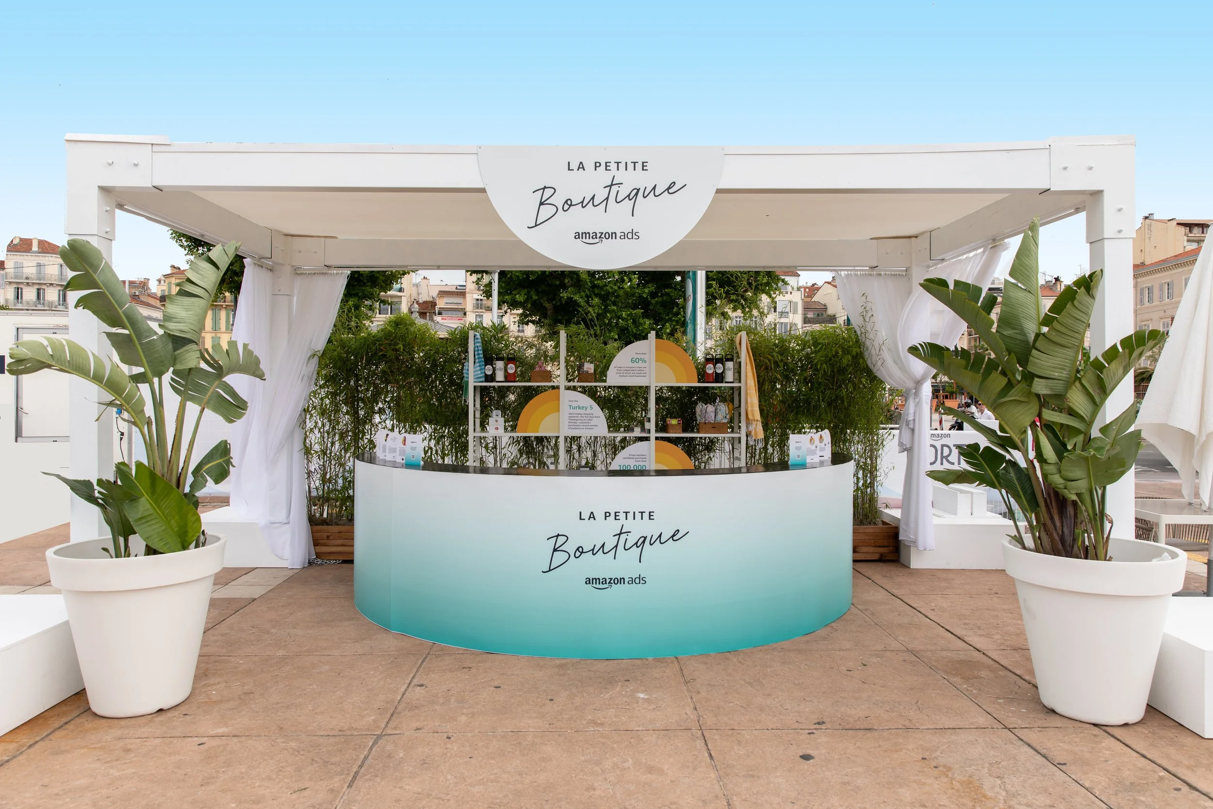 Thursday Christian-39-2.jpg