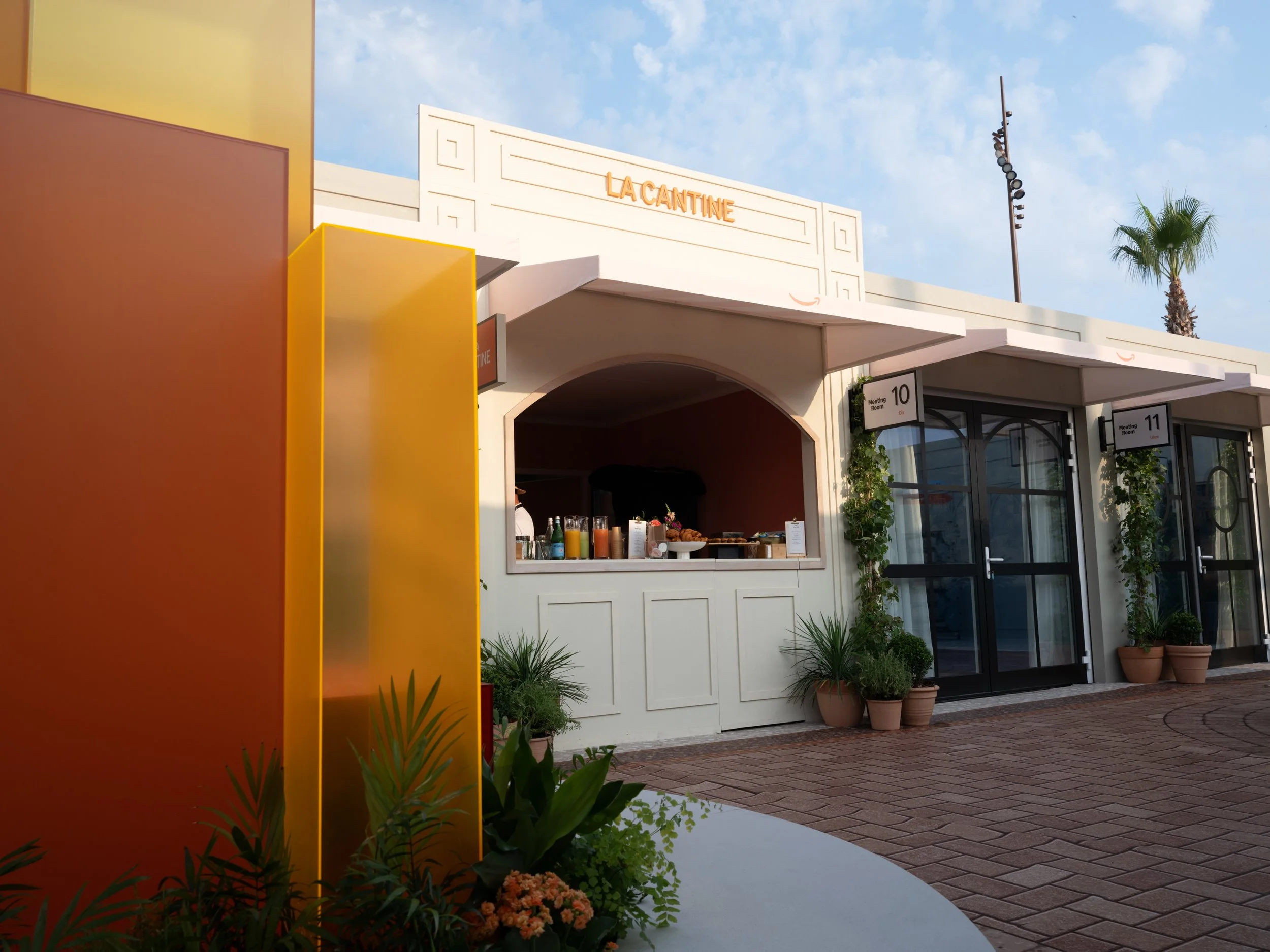 287 - Salt x Pinch - Amazon - Cannes - SPACES - TDM.Space - UNMARKED PROOFS.jpg