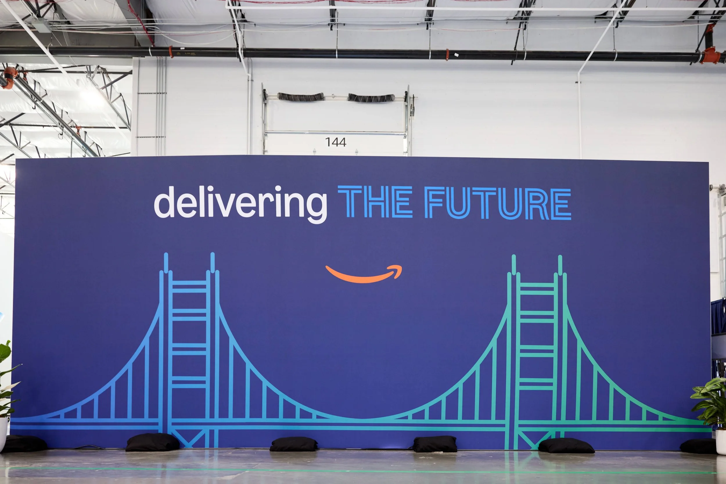 Graphics & Signage-251021_SALT_EVENT_511711_487A4332.jpg