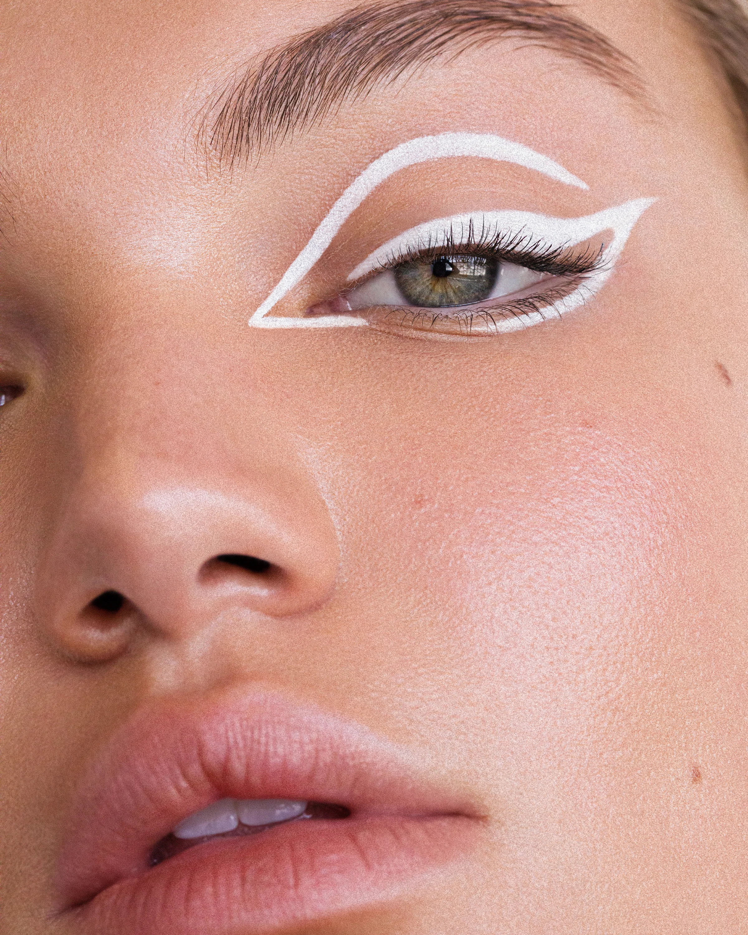 los angeles beauty photographer natural dewy skin. model is Camille Opp