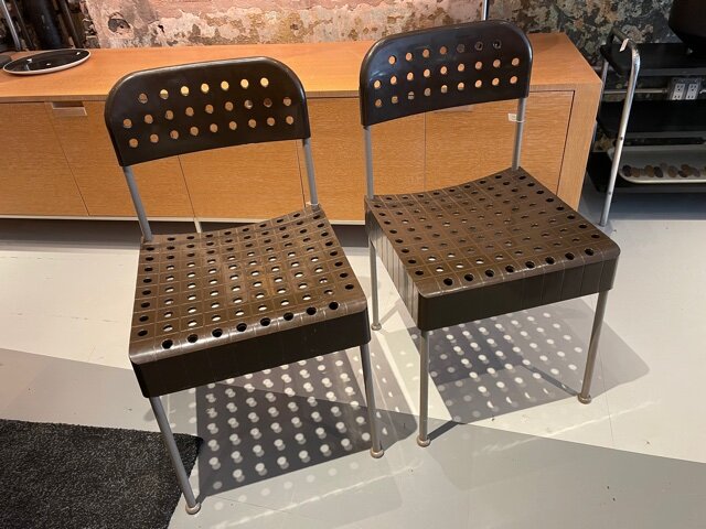 BOX chairs by Enzo Mari for Castelli Italy — CIRCA MODERN