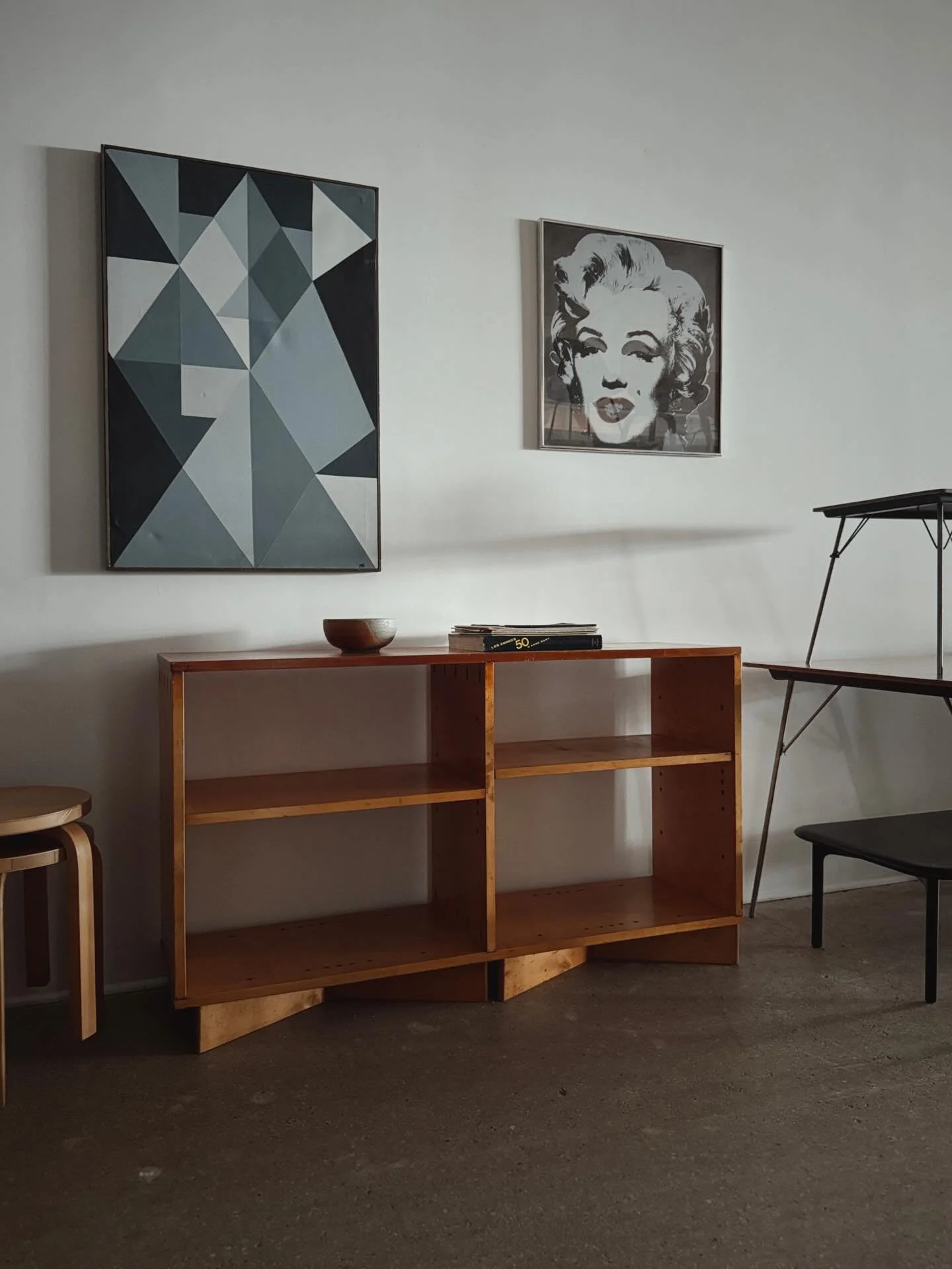 Rare and hard to find bookcase by Harry Weese (this can be positioned either horizontal or vertical)