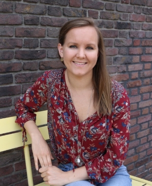 AmandaBryant-Website Image Cropped.jpg