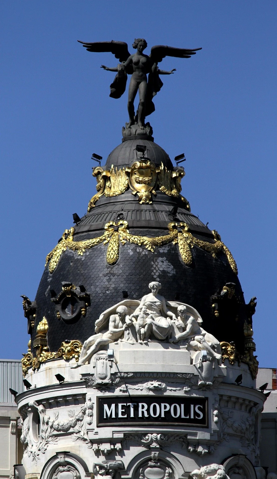 6_GalaEvent_madrid-2549305_1920.jpg