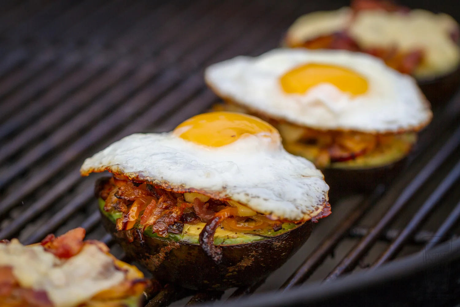 Grilled Stuffed Avocado with Egg