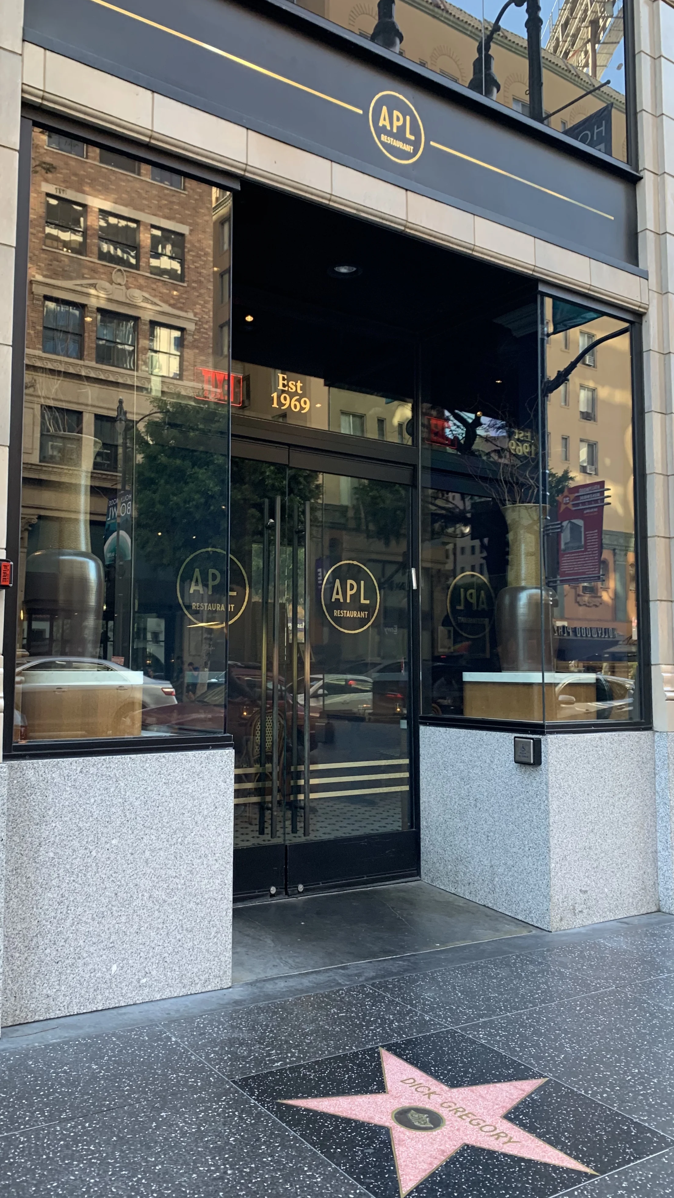 APL Restaurant.jpg