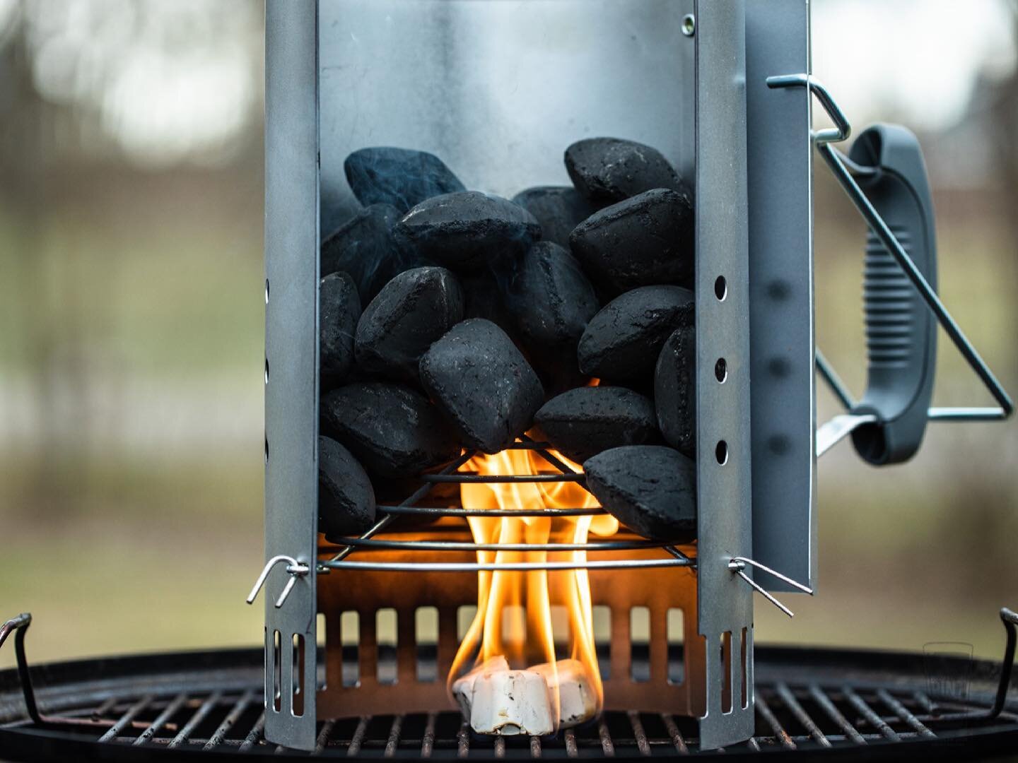 Relatively Wordless Wednesday: The magic of the @webergrills Rapid Fire Chimney Starter.