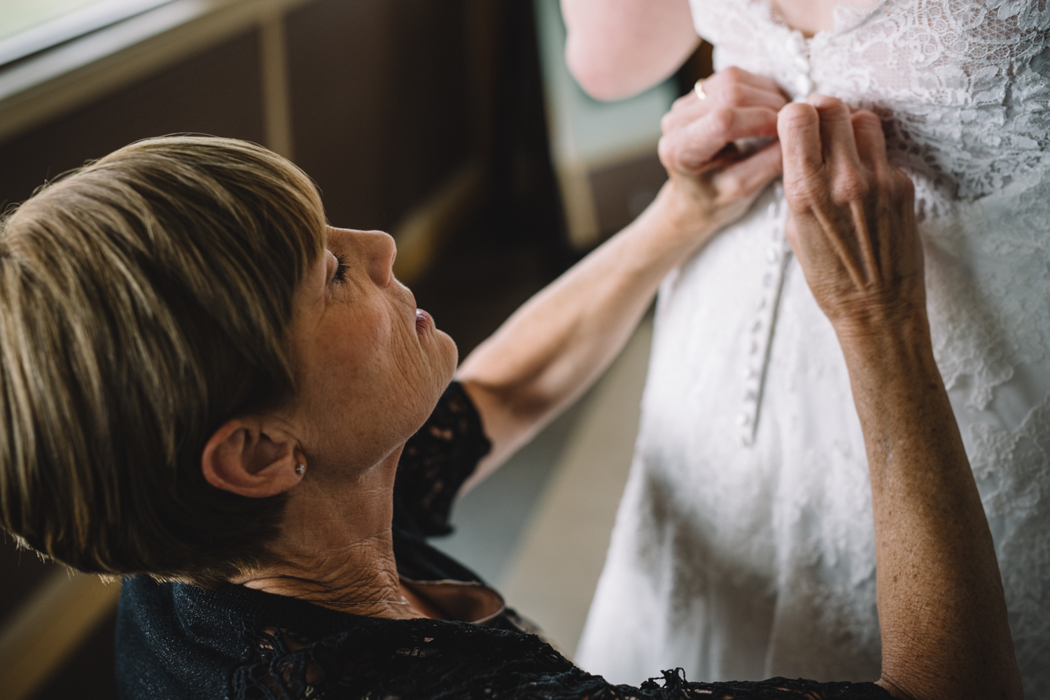 annapolis beach wedding in the rain-5.jpg
