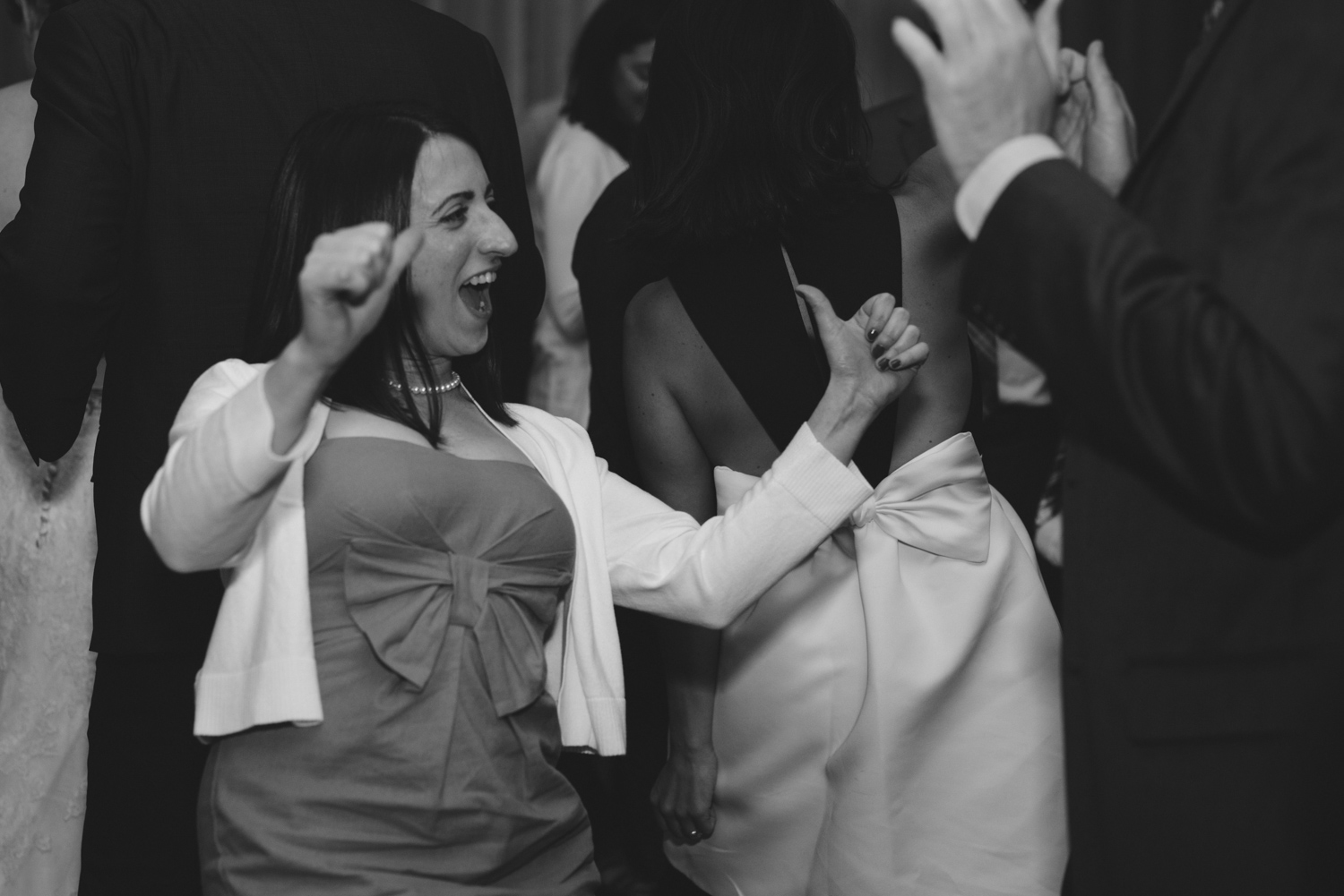 annapolis beach wedding in the rain-93.jpg