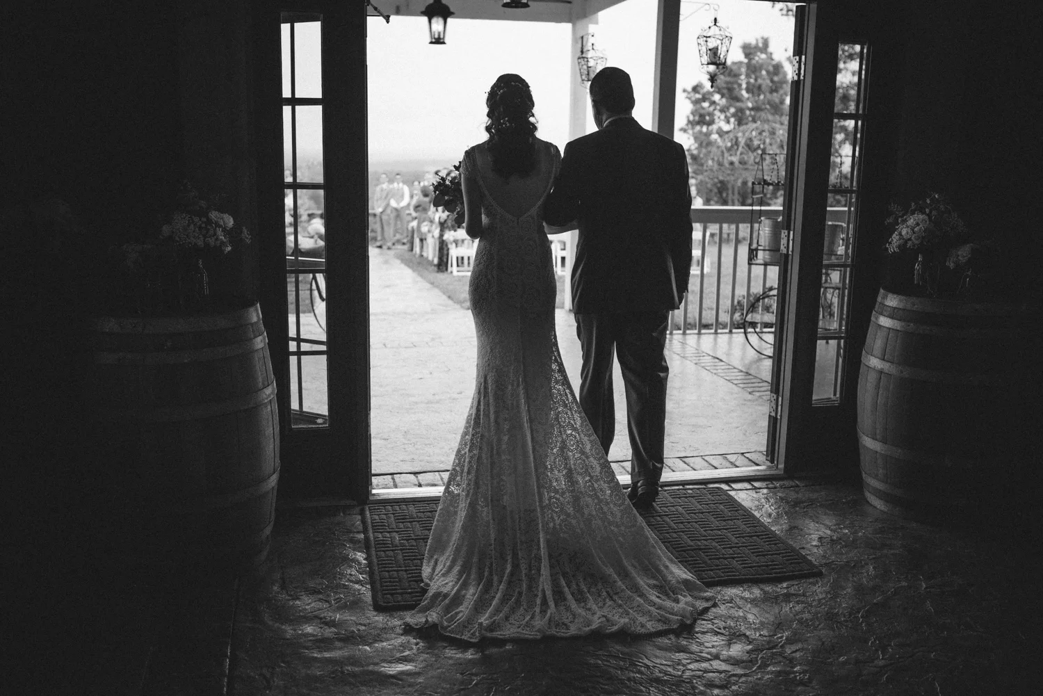 rachel and greg bluemont vineyard virginia wedding-51.jpg