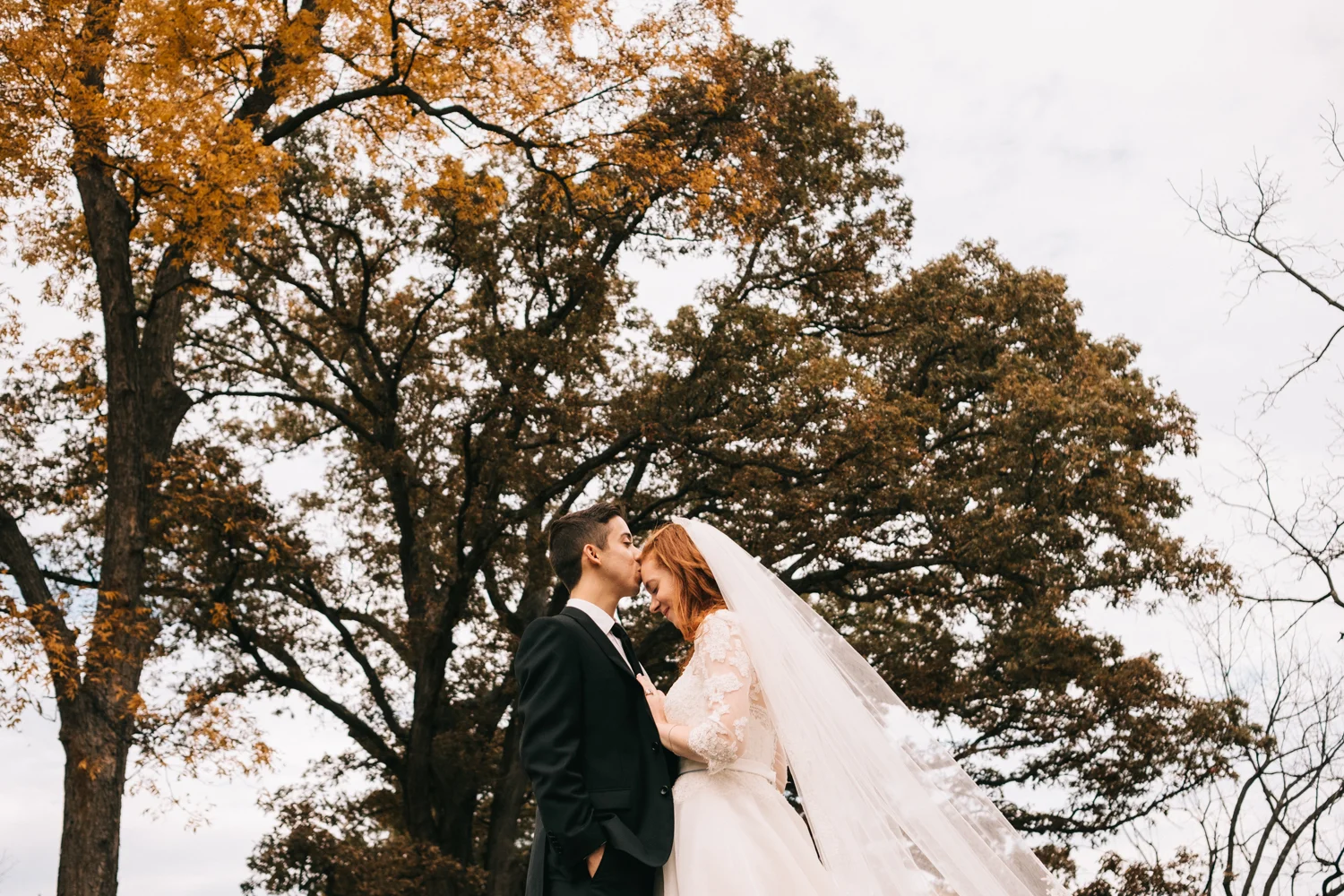 autumn virginia wedding picture