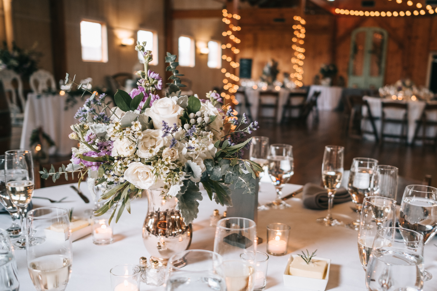 northern virginia barn wedding reception table design