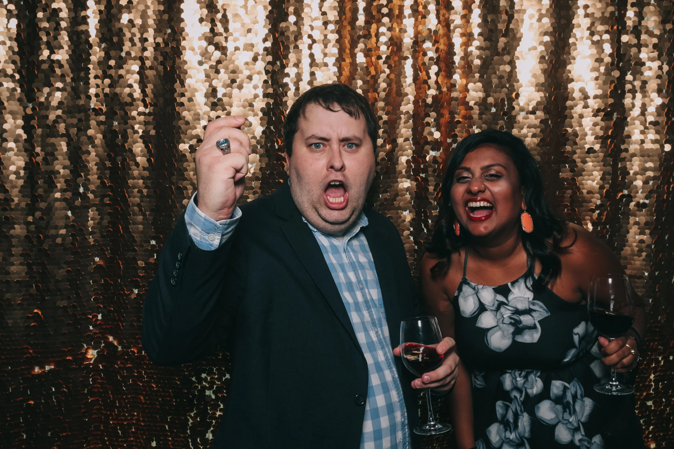baltimore rusty scupper wedding photo booth-2.jpg