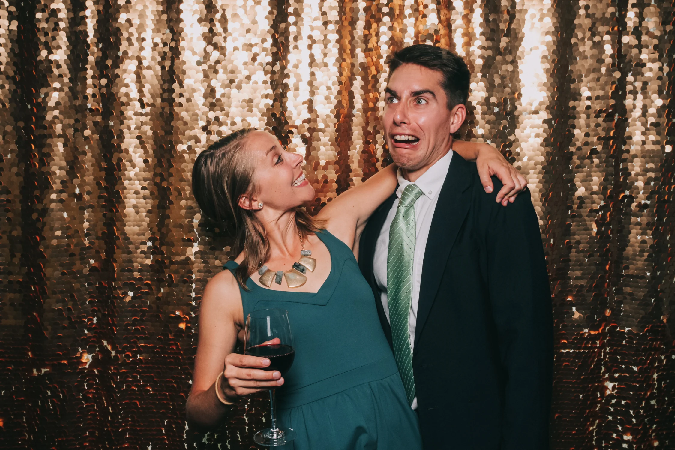 baltimore rusty scupper wedding photo booth-6.jpg