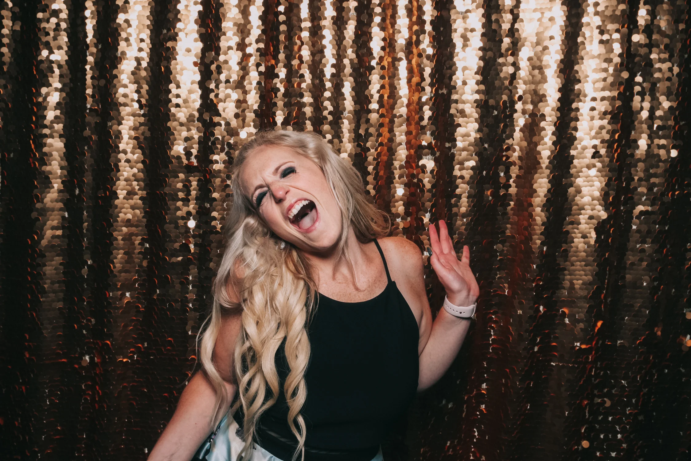 baltimore rusty scupper wedding photo booth-41.jpg