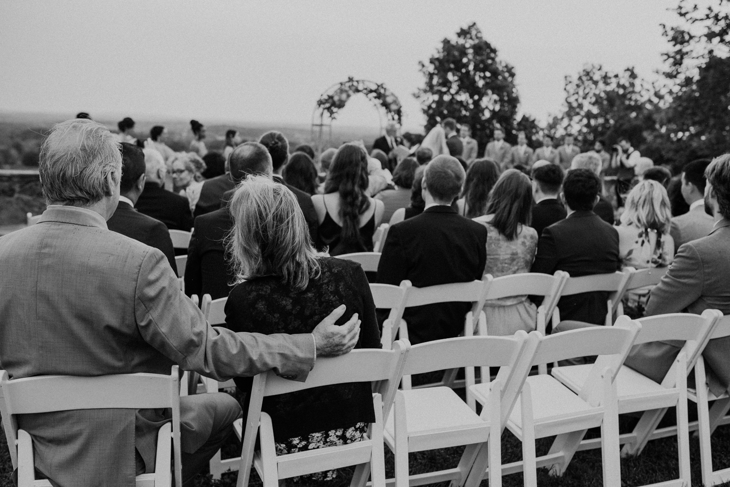 bluemont vineyard wedding virginia-72.jpg