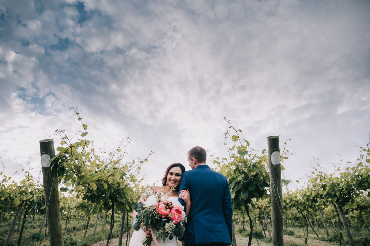weddings in loudoun bluemont vineyard wedding portrait