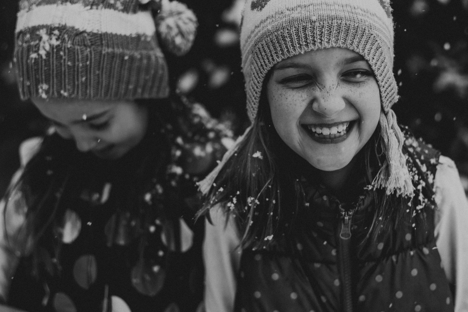 sisters and snow-9.jpg