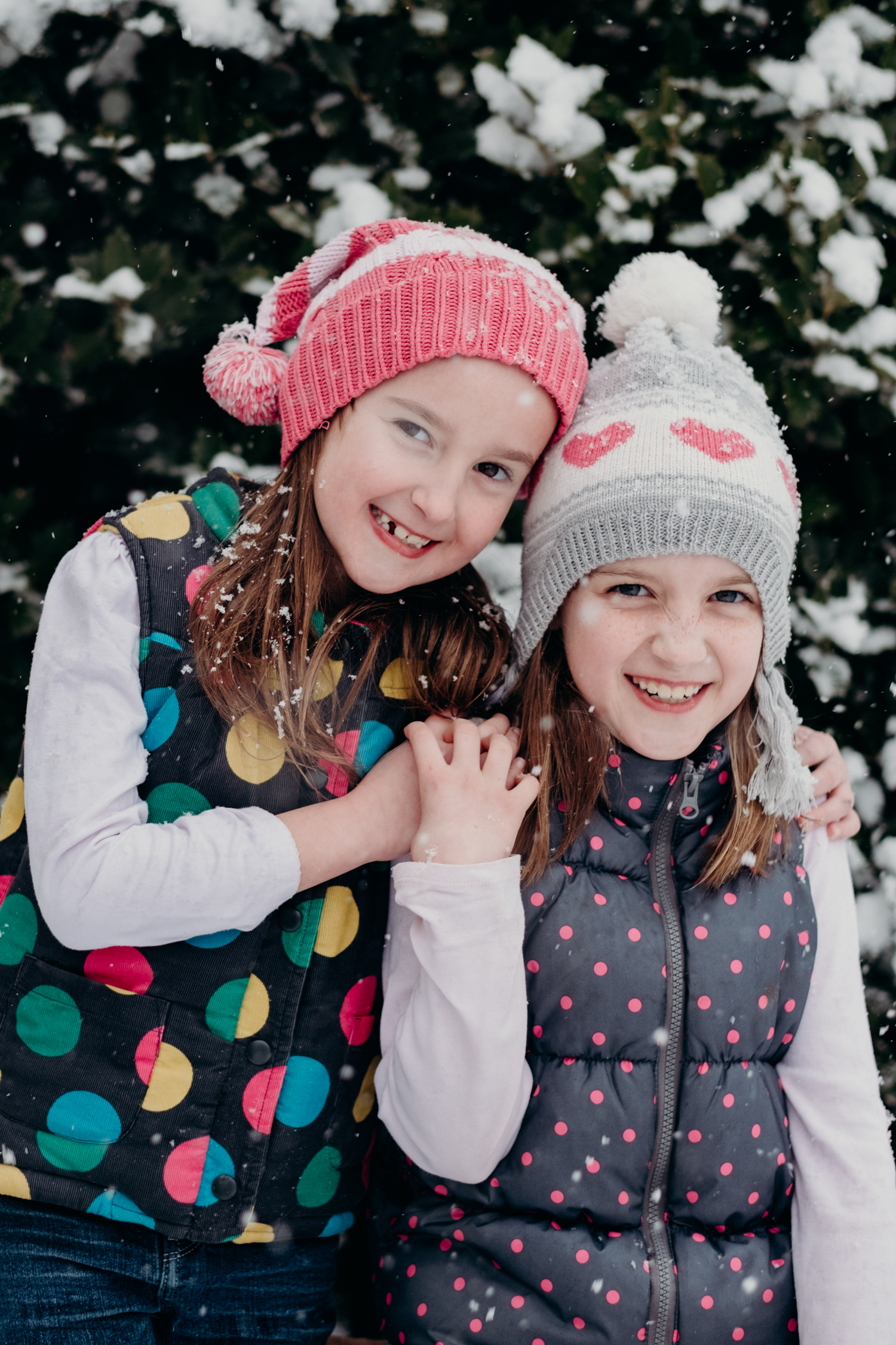 sisters and snow-11.jpg