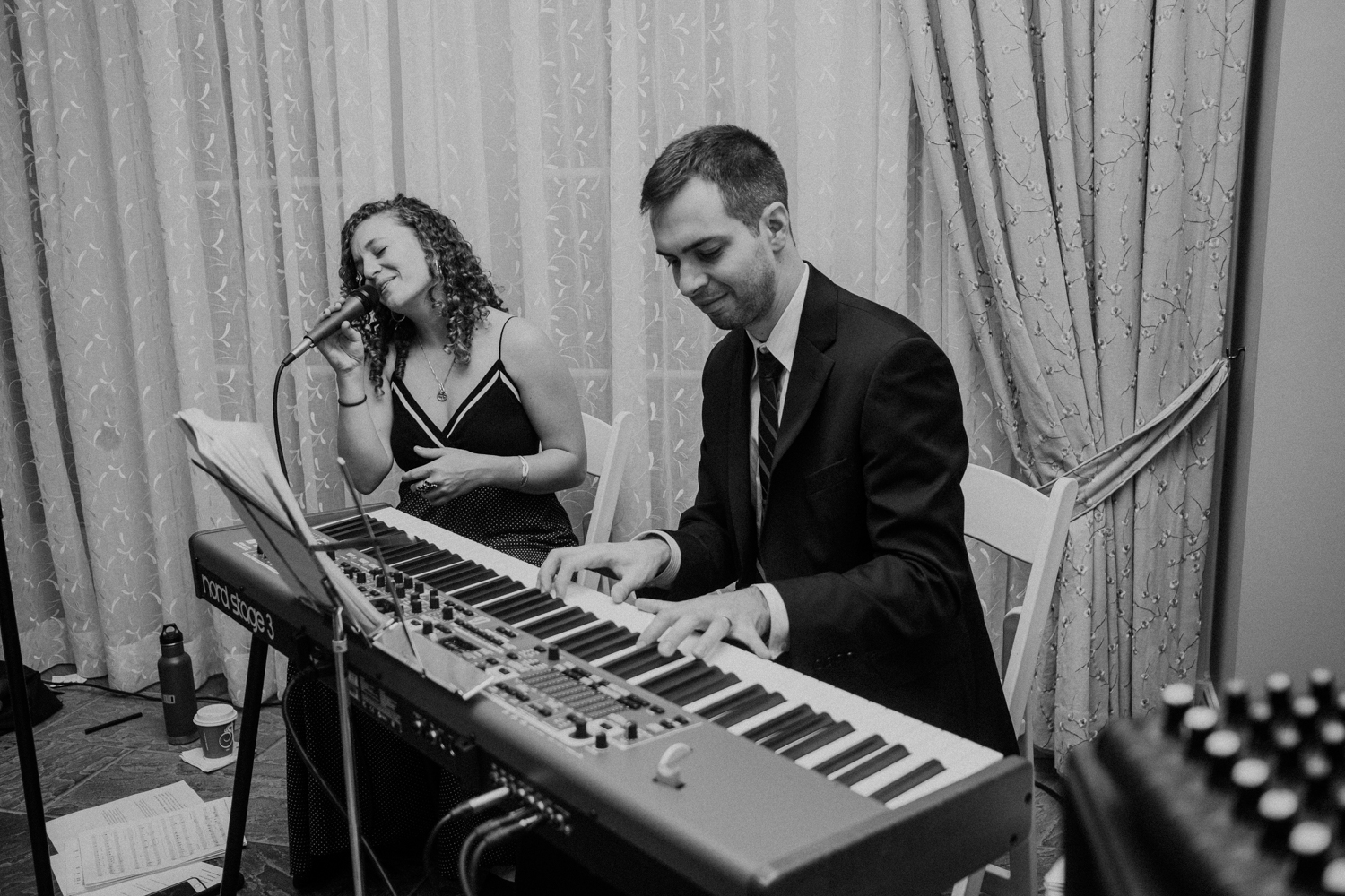 wedding singers at Salamander resort during ceremony