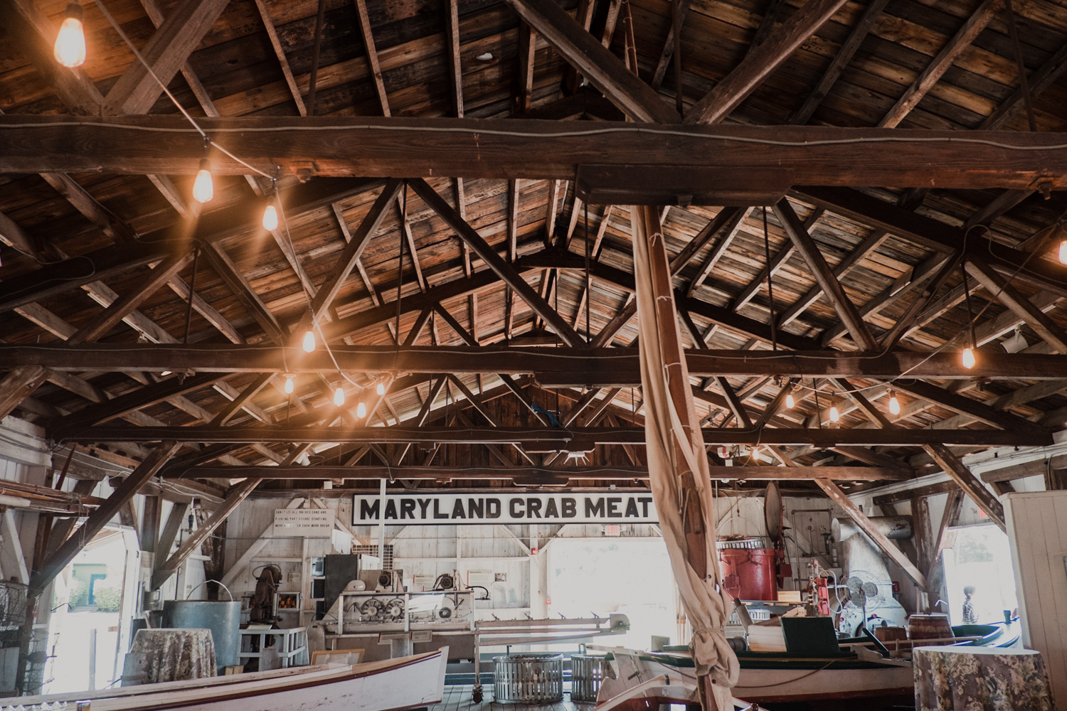 inside view of chesapeake bay maritime museum boat house cocktail hour room