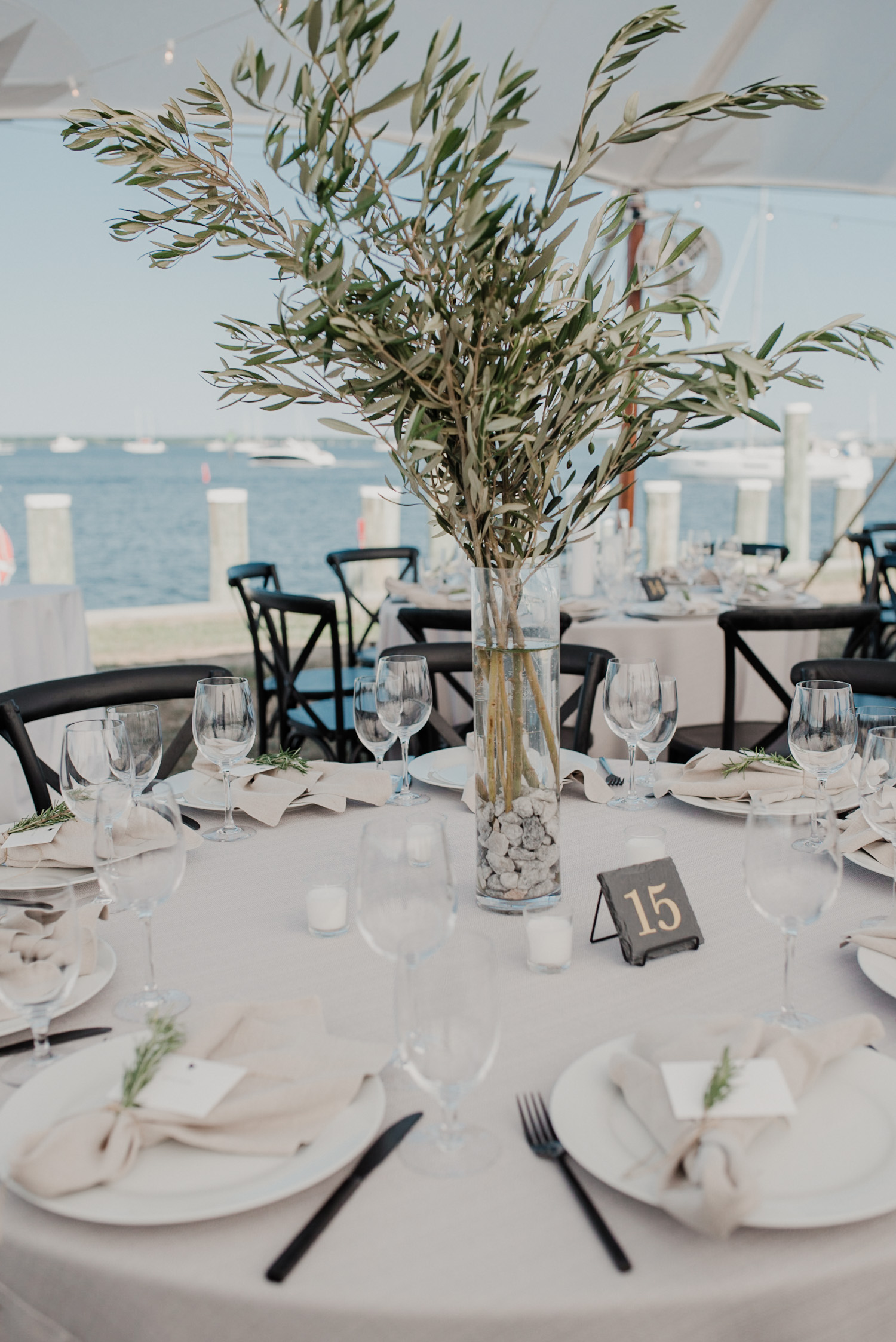 chesapeake bay maritime museum table centerpieces and flowers at reception