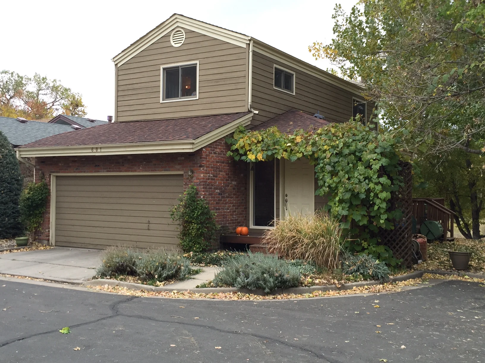 601 Cressman Ct Golden CO--Mesa Meadows on Tucker Gulch--SOLD