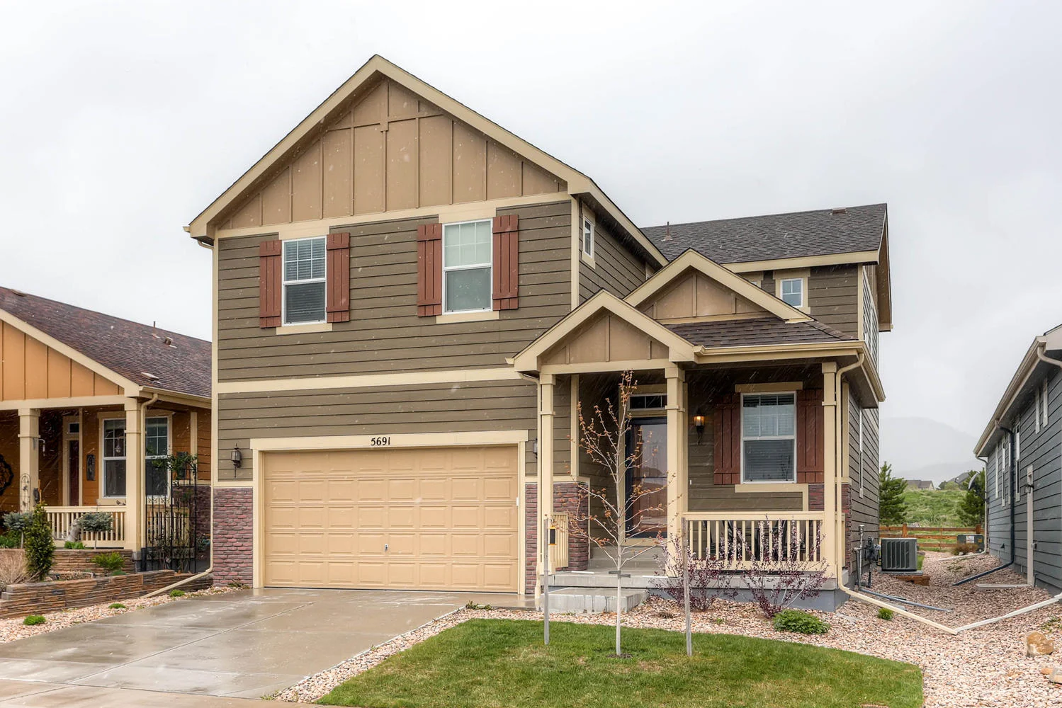 Like New 4 Bedroom Home in Golden  (Sold)