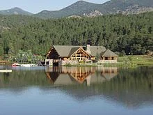220px-evergreen-lakehouse.jpg