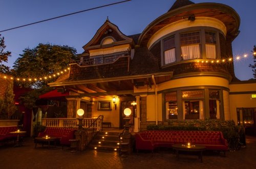 Photo courtesy of NoVacancyLa.com.