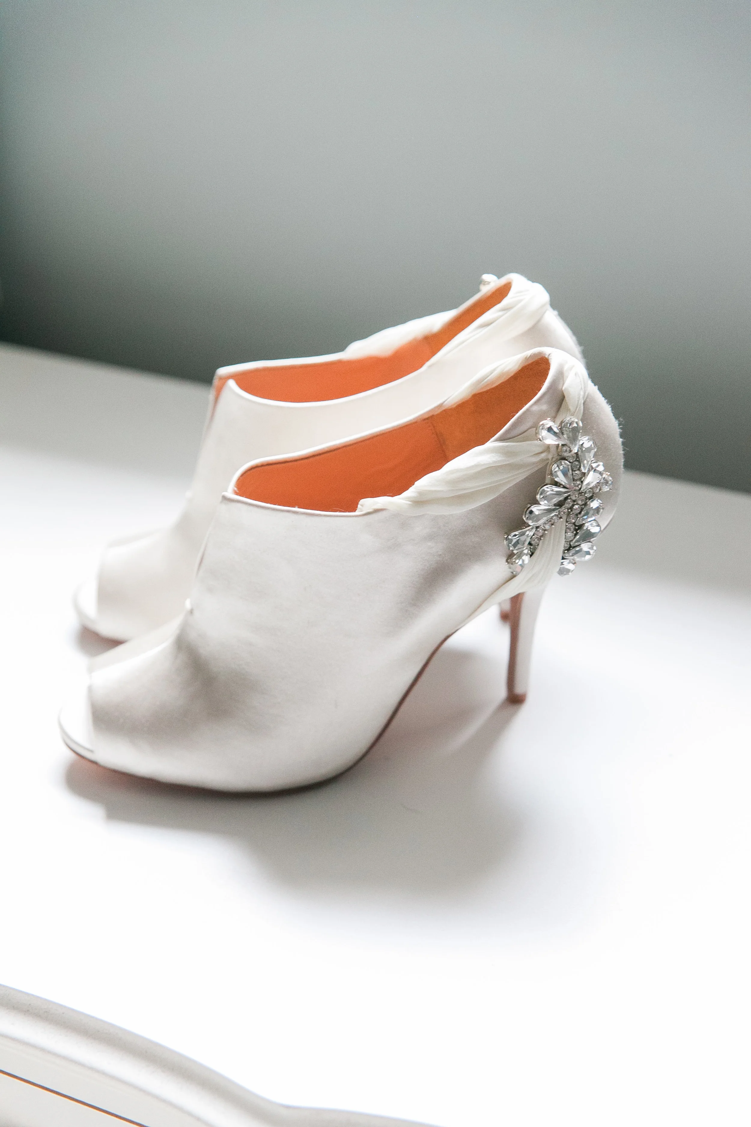 white badgley mischka wedding shoes