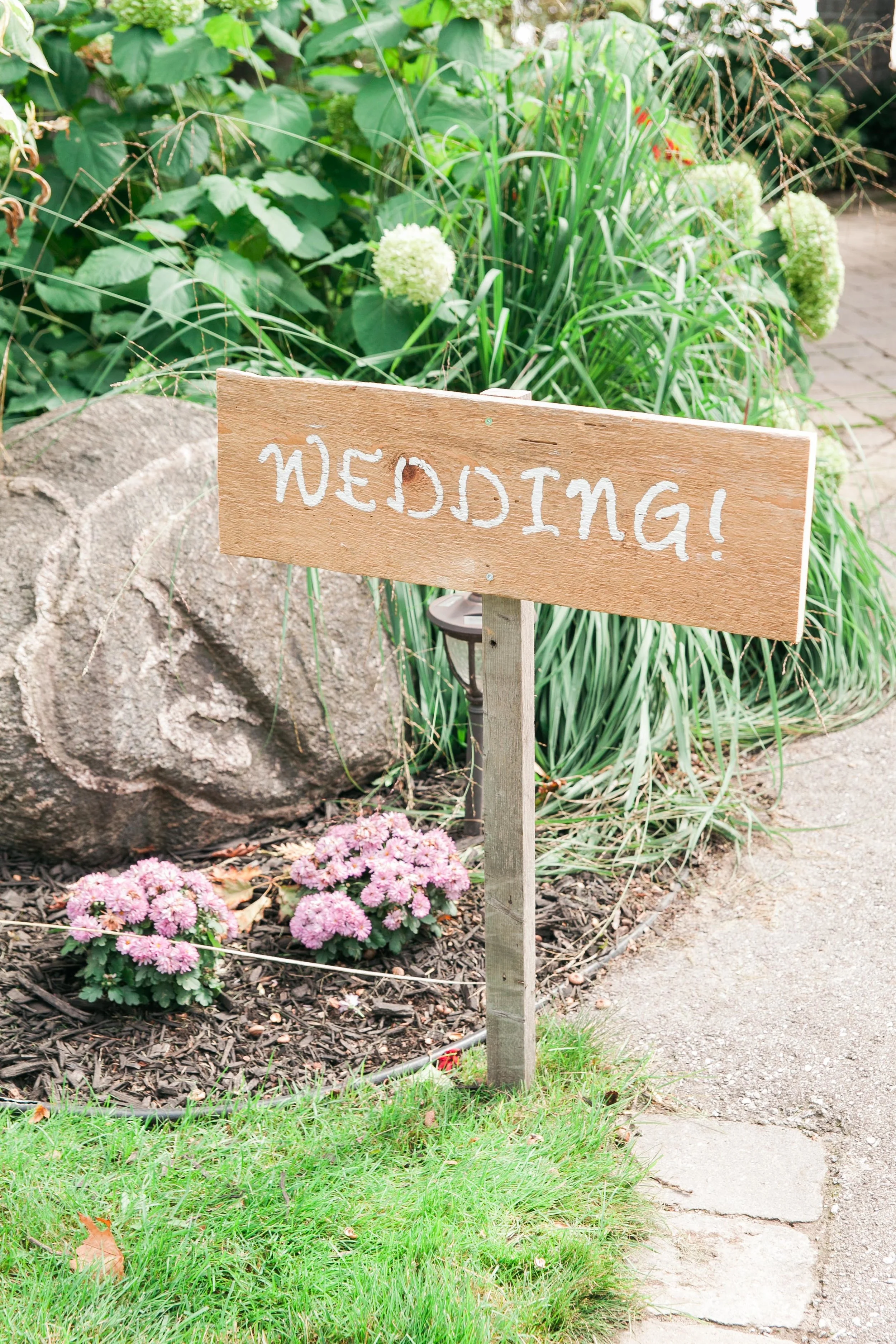 DIY wedding decor in Muskoka