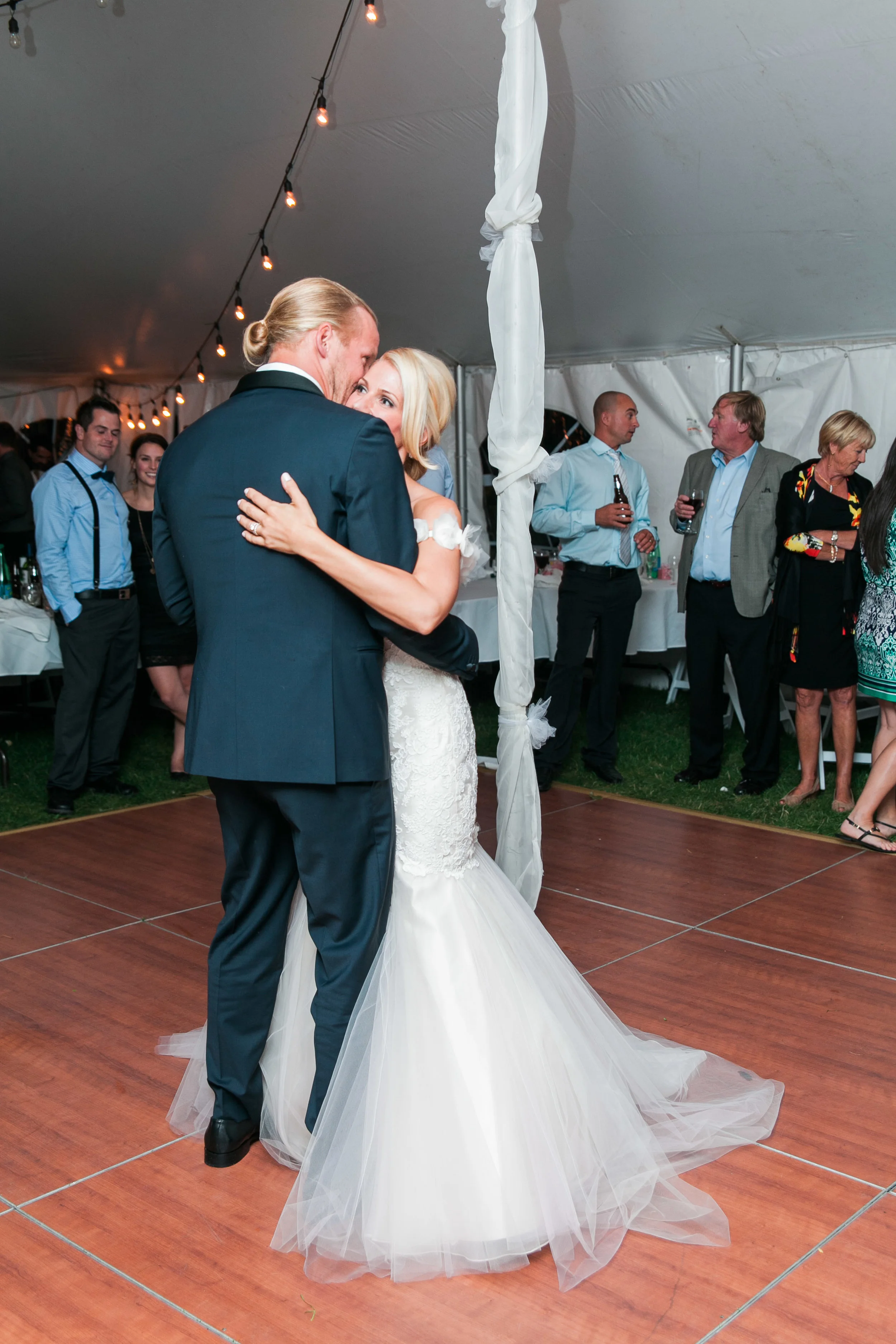 Couple's first dance at Muskoka wedding
