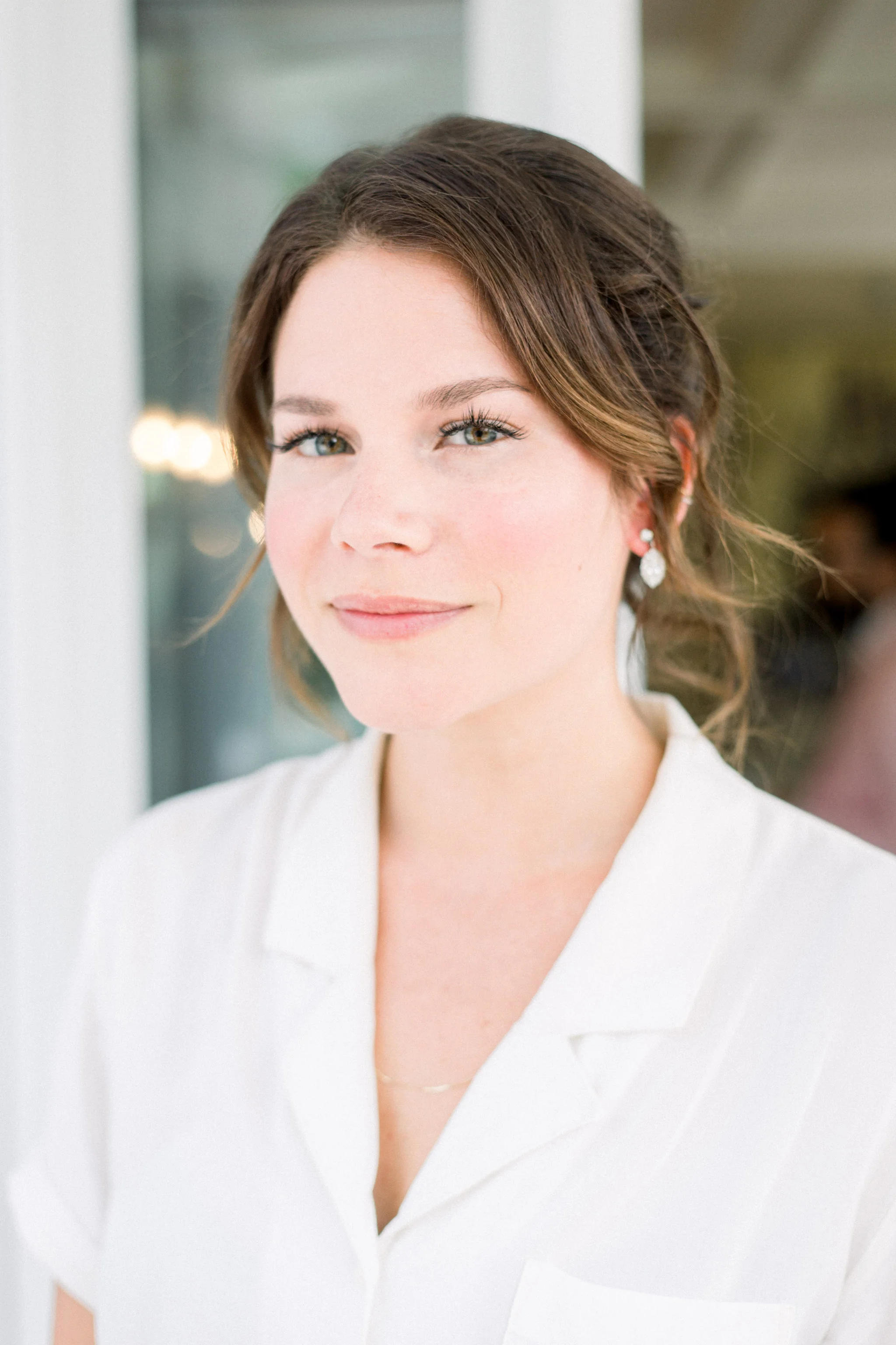 natural makeup look for wedding day.