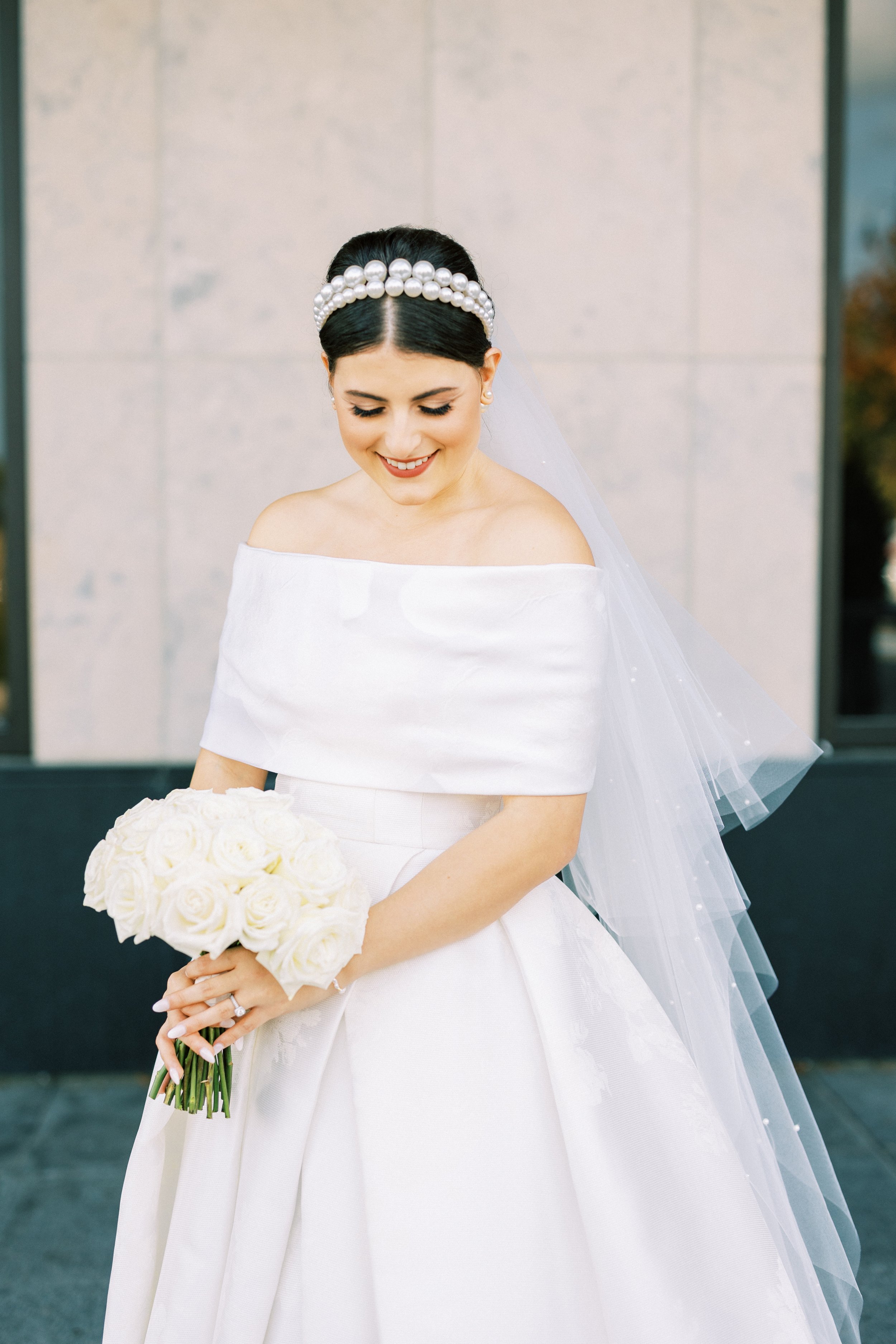 brittany-williams-photography-white-rose-bouquet.jpg