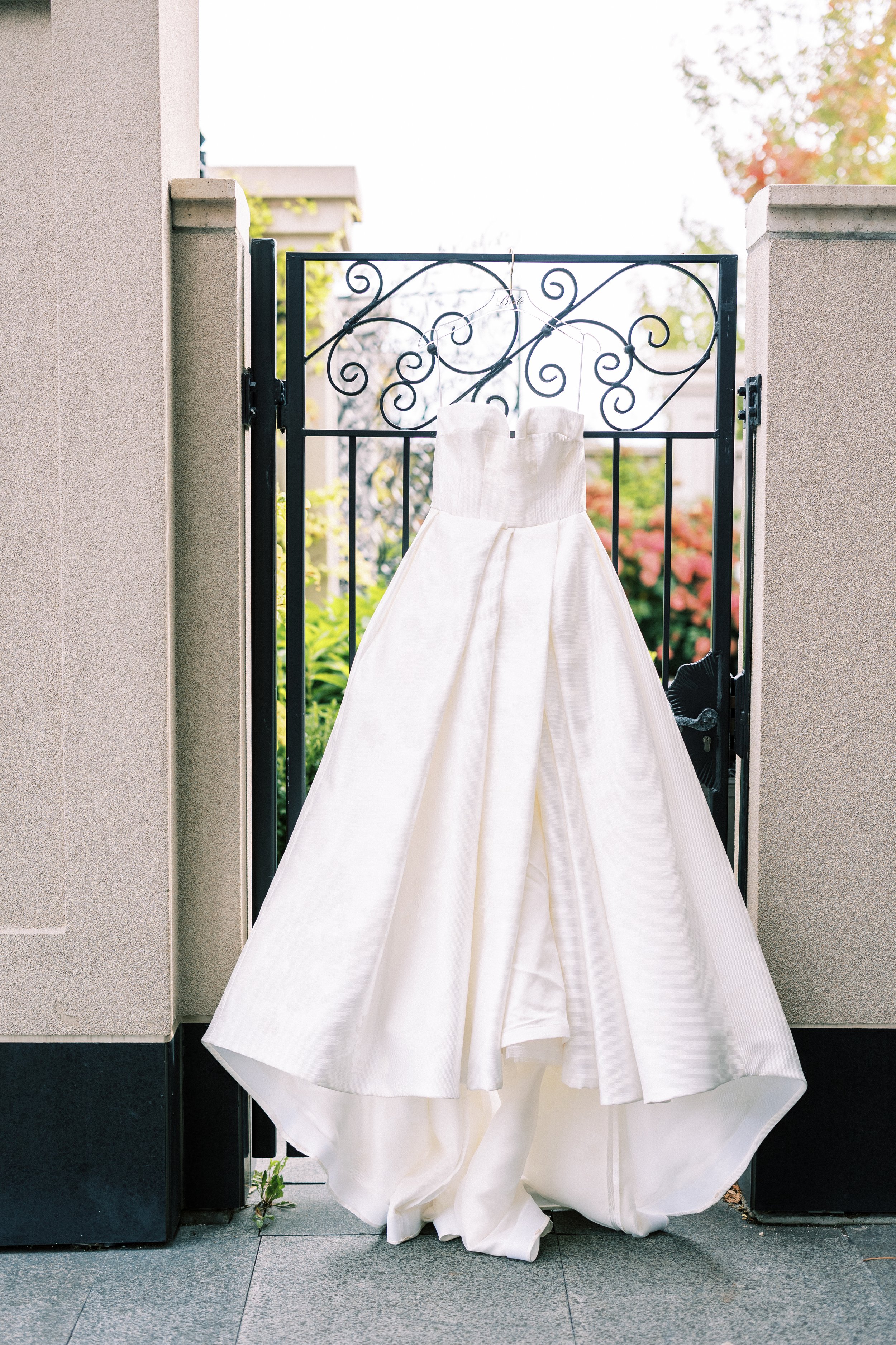 reem-acra-wedding-dress.jpg
