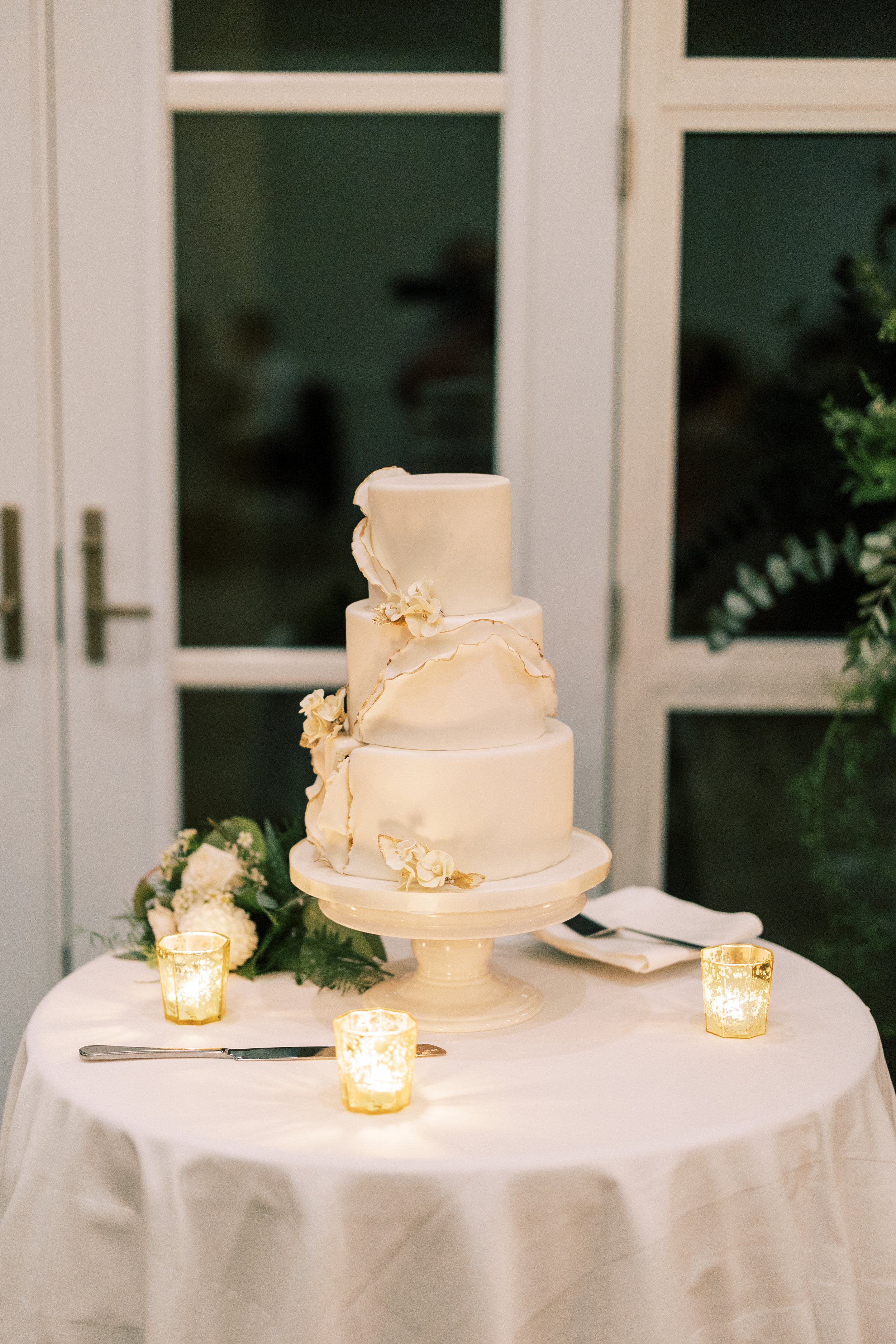 all-white-wedding-cake.jpg