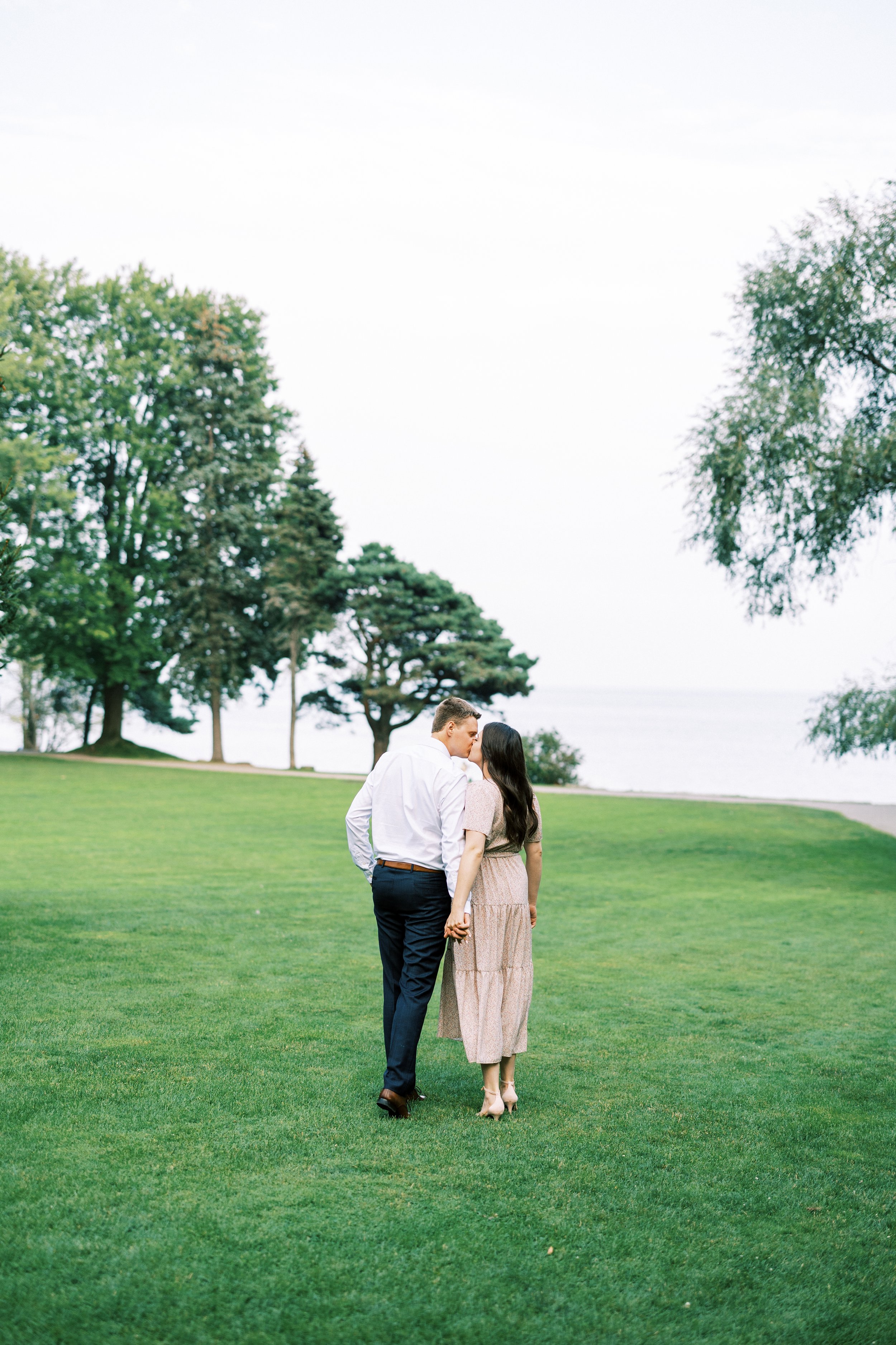 engagement-session-by-lake.jpg