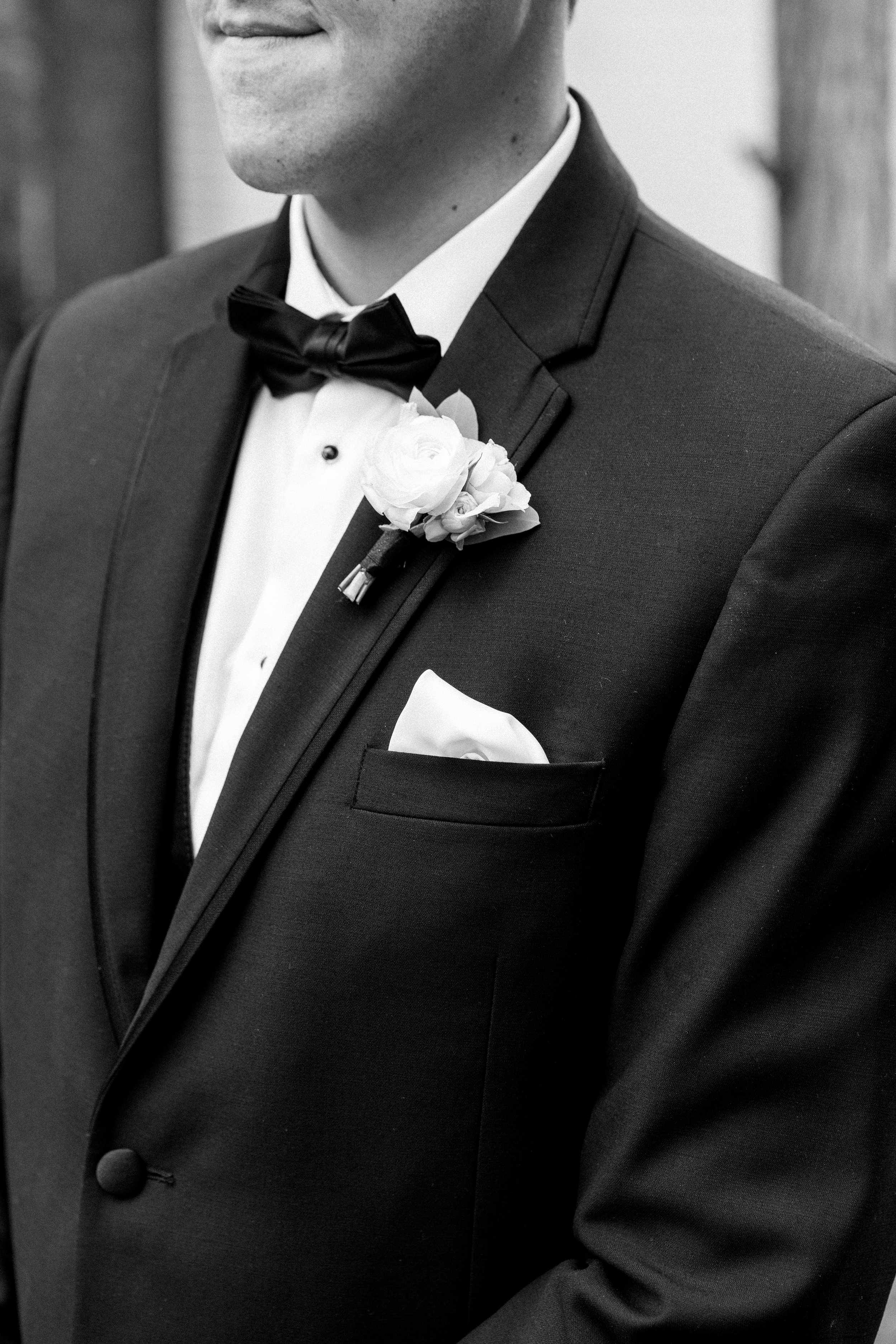 brittany-williams-photography-groom-wearing-bowtie.jpg