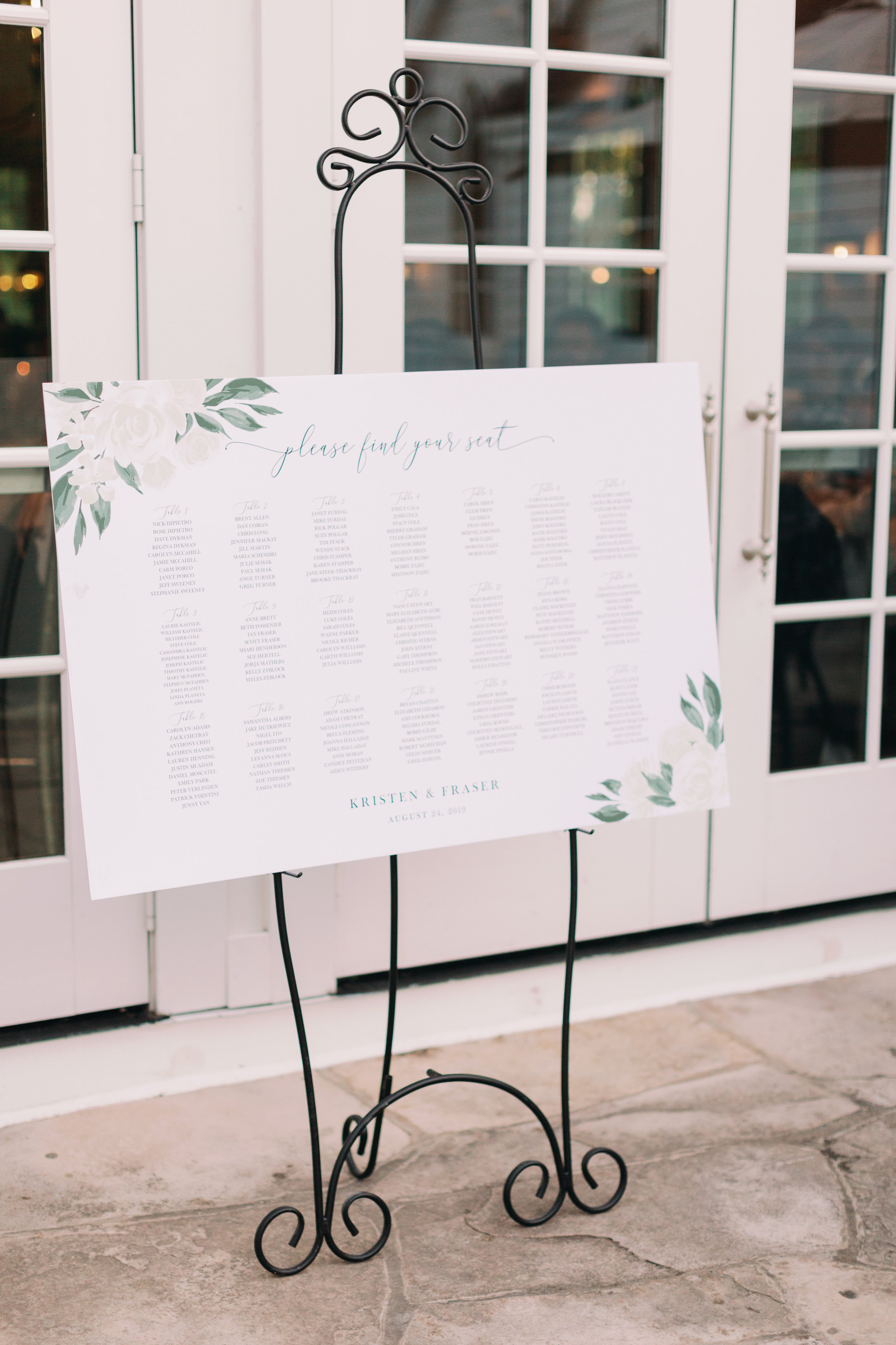 brittany-williams-photography-seating-chart-ideas.jpg