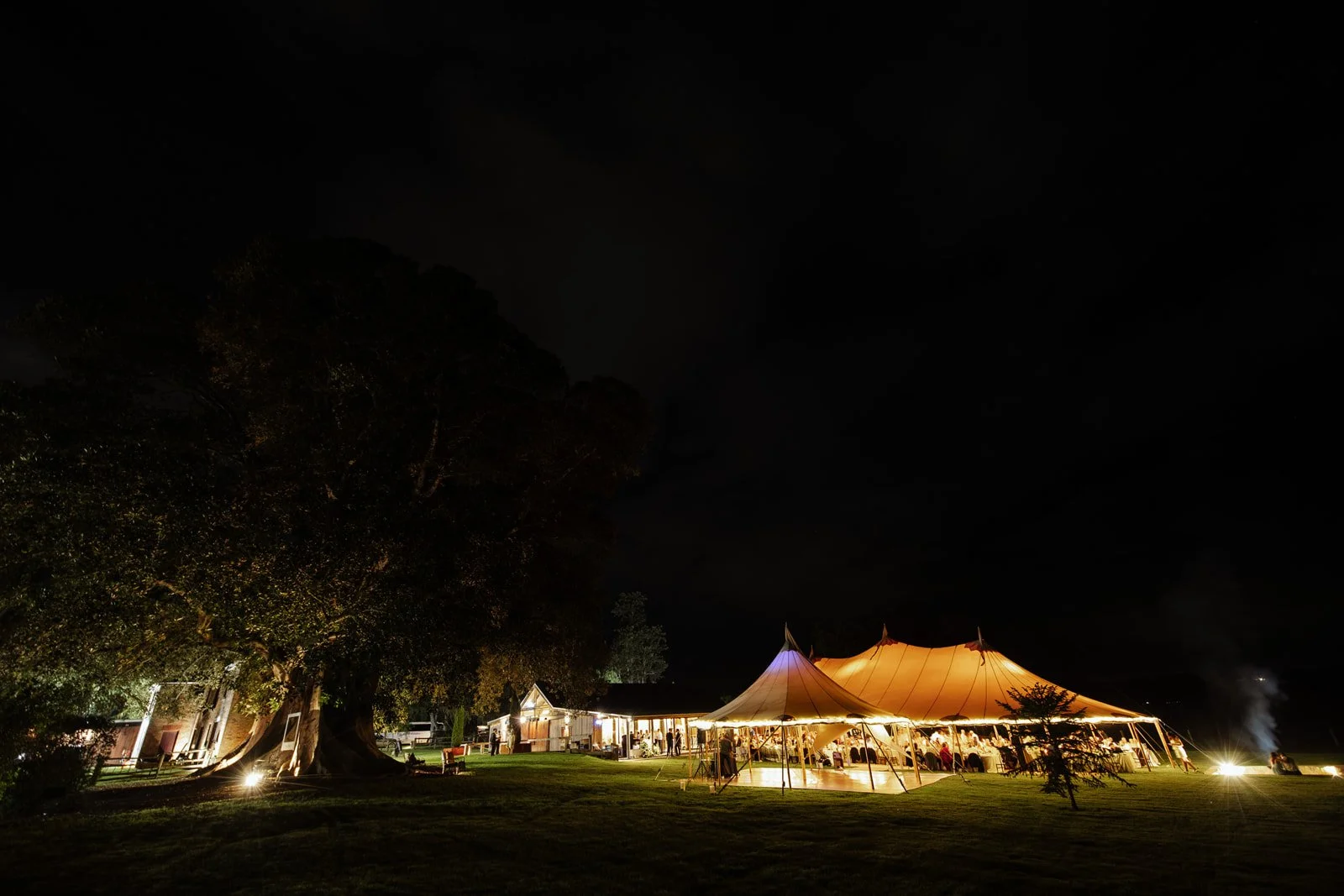 hunter-valley-marquee-wedding.jpg