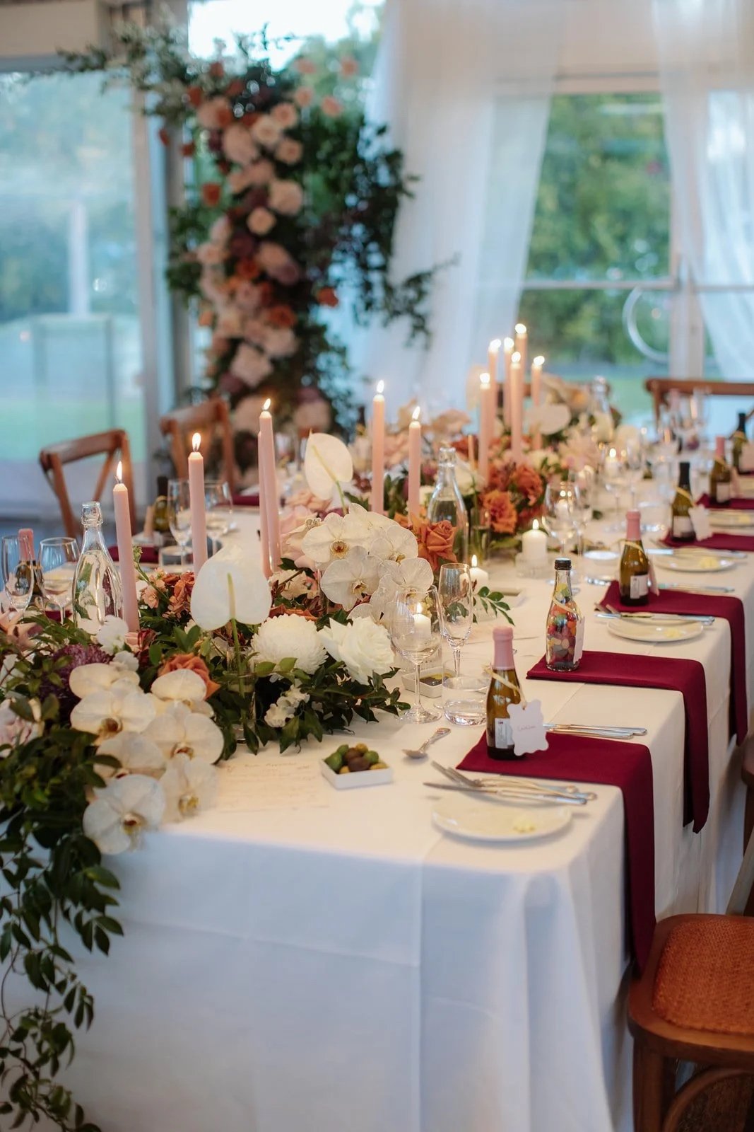 hunter-valley-bridal-table-flowers.jpg