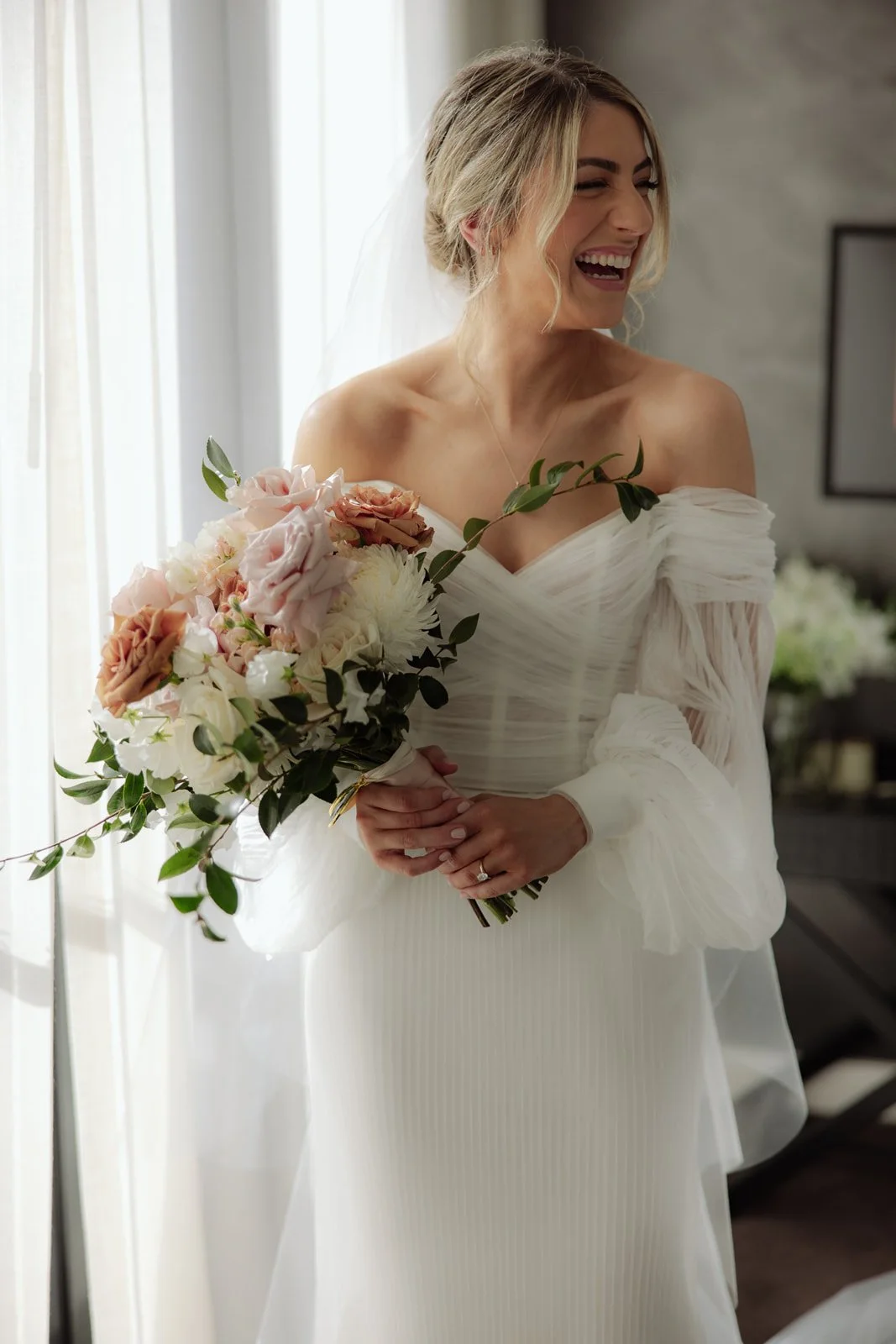 hunter-valley-wedding-bridal-bouquet-peonies-boutique-weddings.jpg