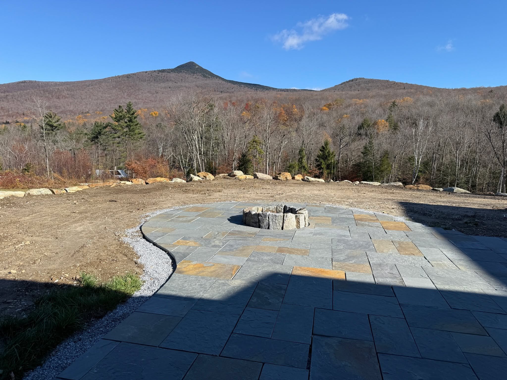 Bluestone beauty in the making! 🔹✨
We&rsquo;re excited to share a sneak peek of this gorgeous Bluestone patio, using our full-color natural cleft patio packs. Even though the project isn&rsquo;t fully complete yet, the progress is already stunning&m
