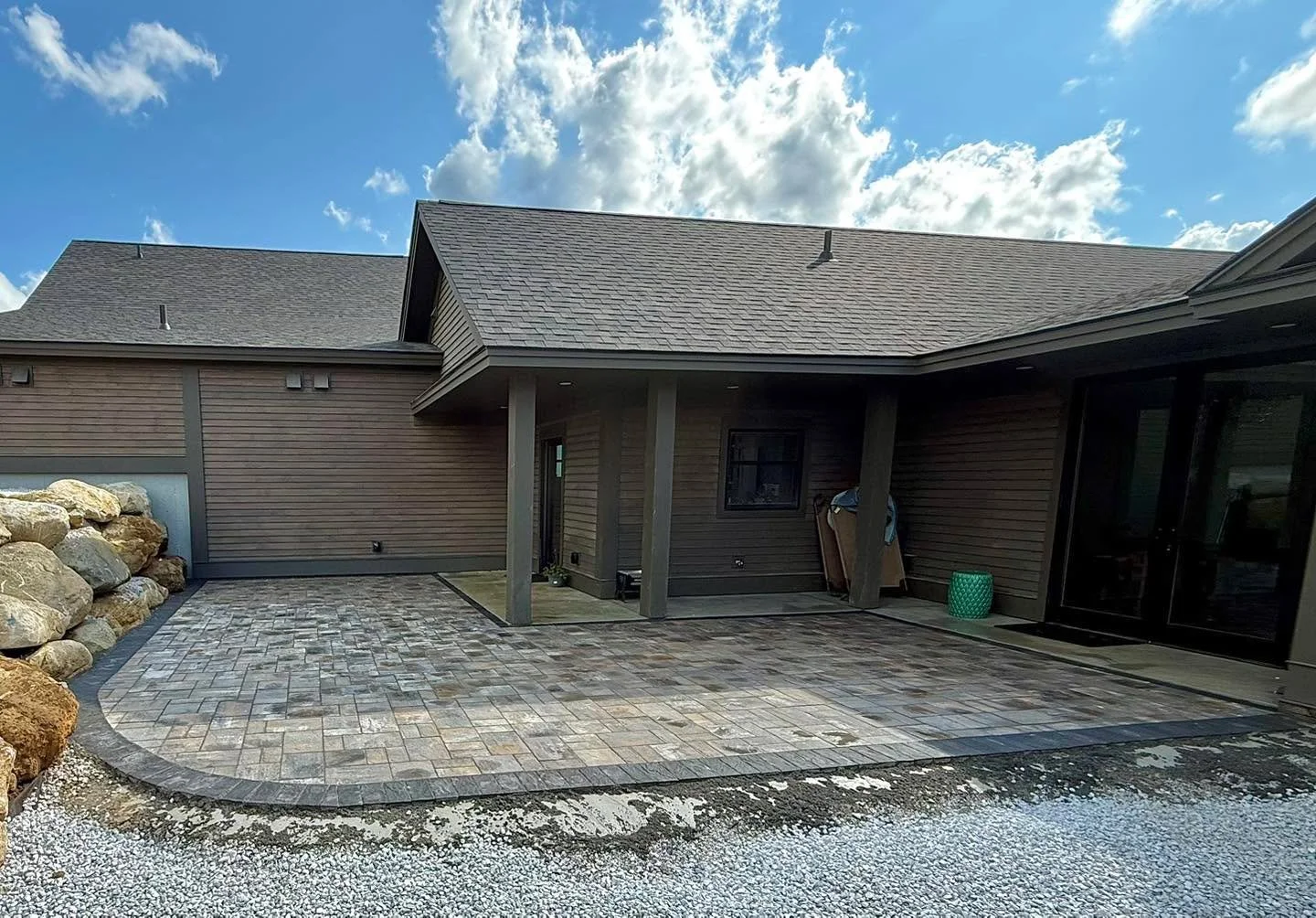 Now&rsquo;s the perfect time to enhance your outdoor living space.
Check out our premium pavers and get inspired for your next project.

This installation features the Stone Harbor 3-piece Ledgestone set with 4.5" x 9" Coal border from @cam