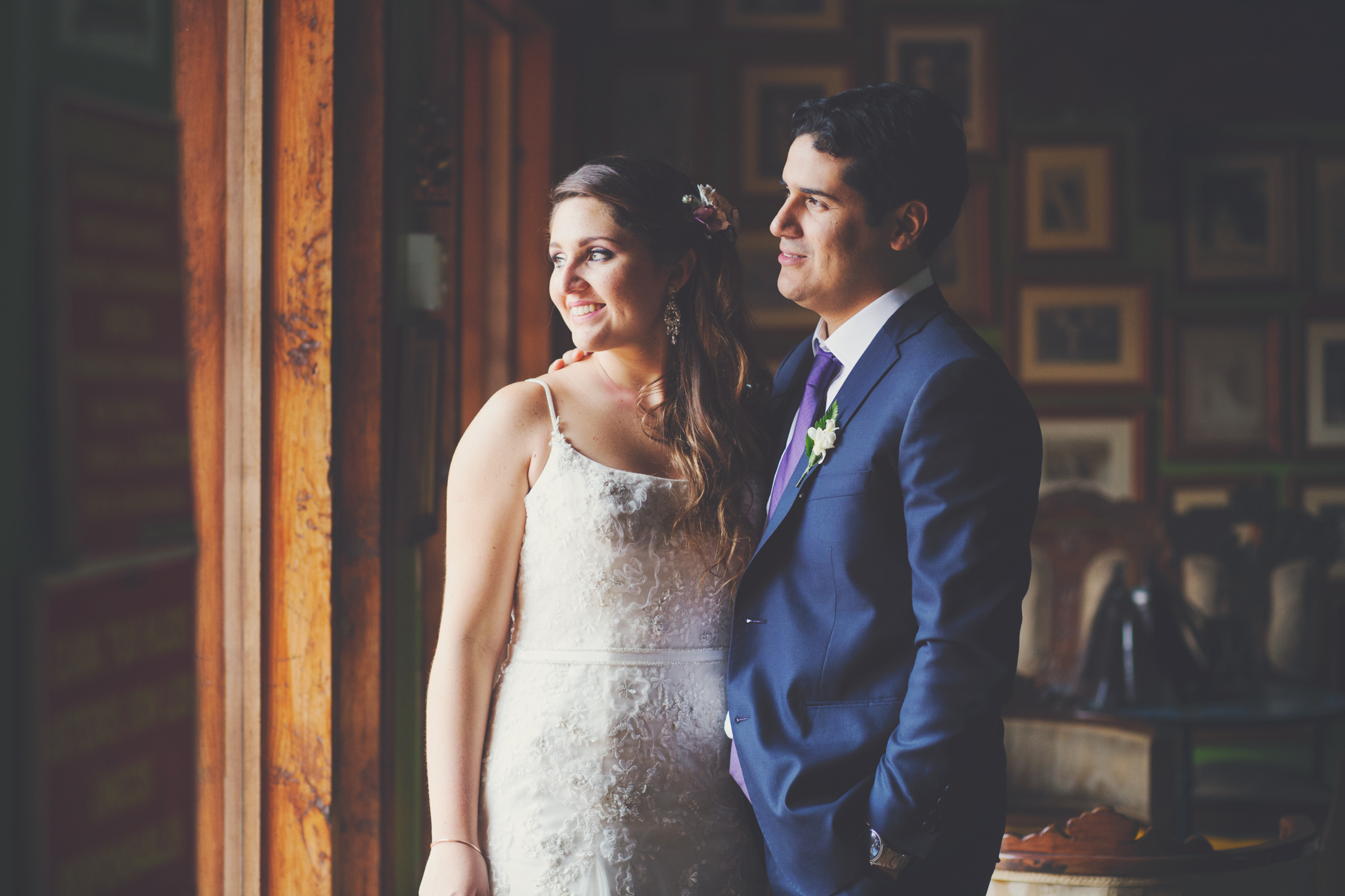 Daniela y Juan Manuel abrieron la temporada de bodas para nosotros. Llena de color y lindos detalles esta boda nos sorprendió con lo peculiar que resultó la locación de la fiesta, el restaurante "Don Cucho" en Pachacámac. Felices por estos nuevos esposos que empiezan una nueva vida juntos. ¡Les deseamos lo mejor! a continuación no se pierdan su video y el resumen de su boda en esta fotos. 