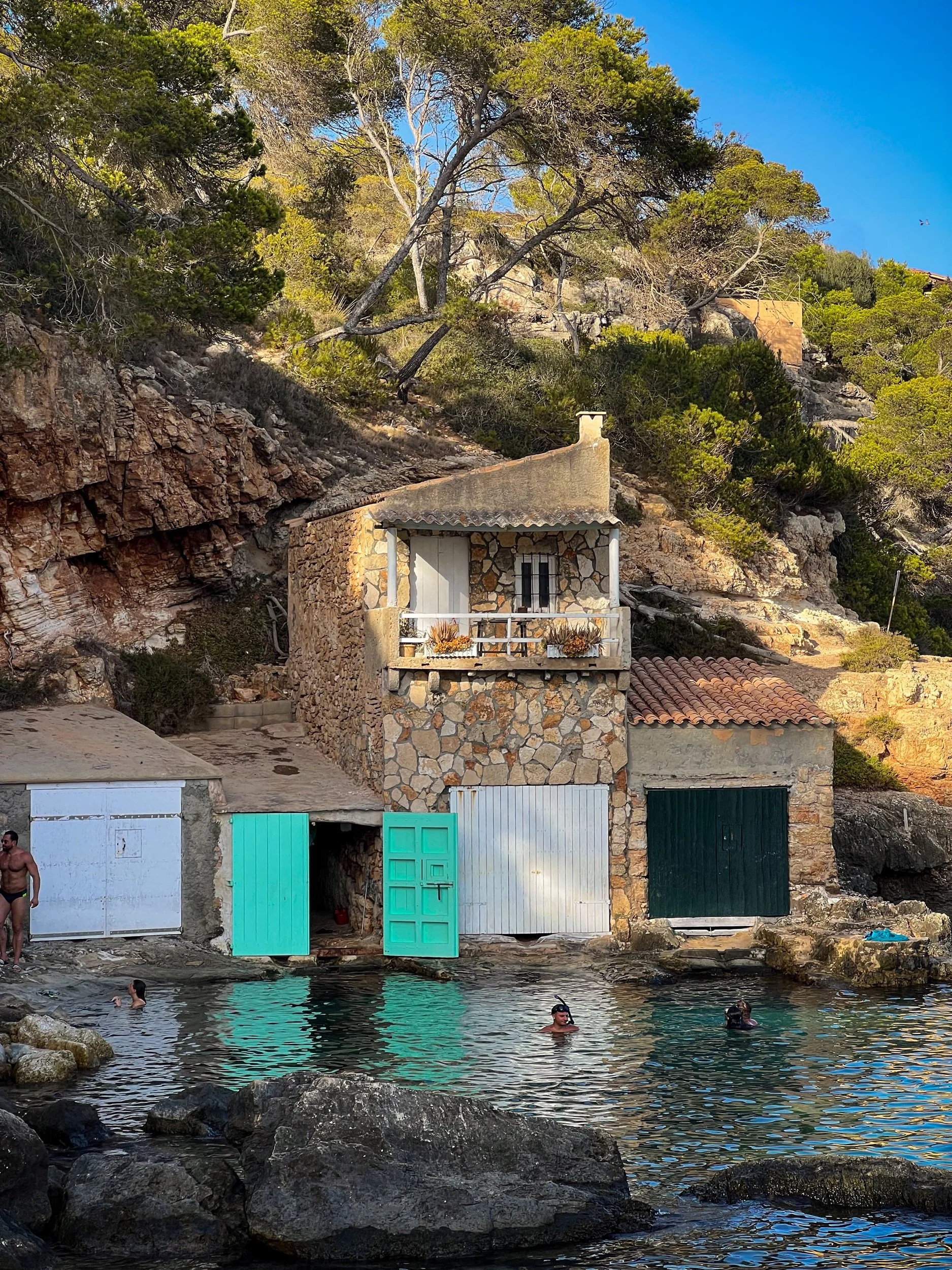 Mallorca, Spain: Where to Stay, What to See, Travel Tips and More!