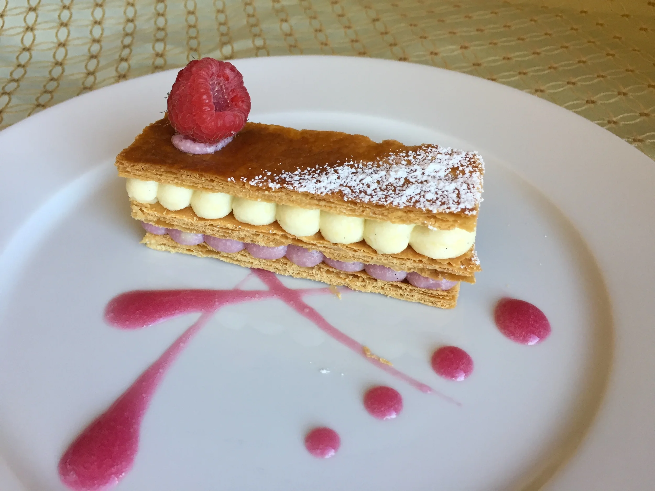 Millefeuille Framboise 覆盆子千层酥